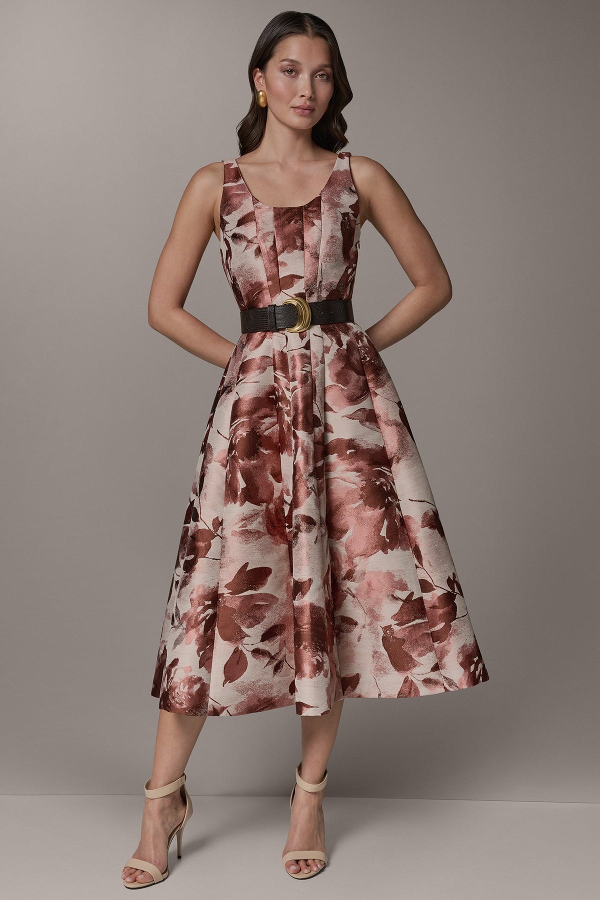 SLEEVELESS FLORAL MIDI FIT AND FLARE DRESS - Desert Rose Multi