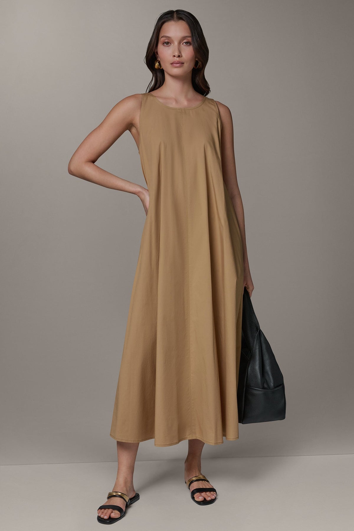SLEEVELESS MAXI TRAPEZE DRESS - Fawn