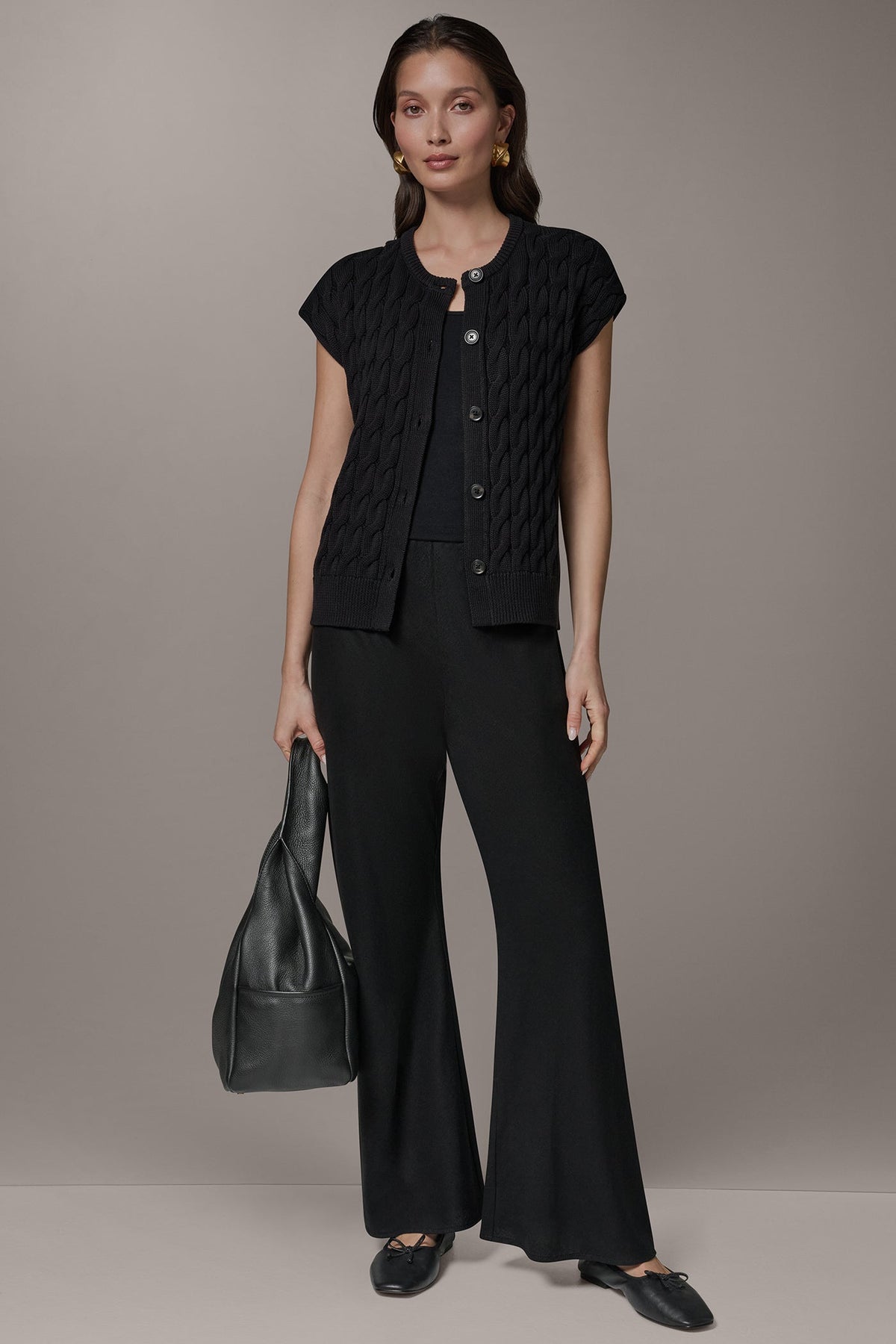 SLEEVELESS CABLE KNIT VEST - Black