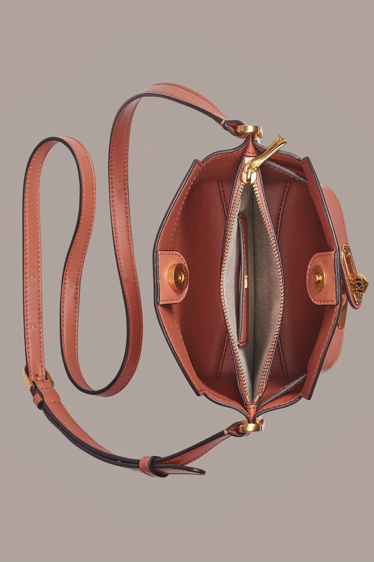 BRIDGEHAMPTON LEATHER CROSSBODY BAG - Amber
