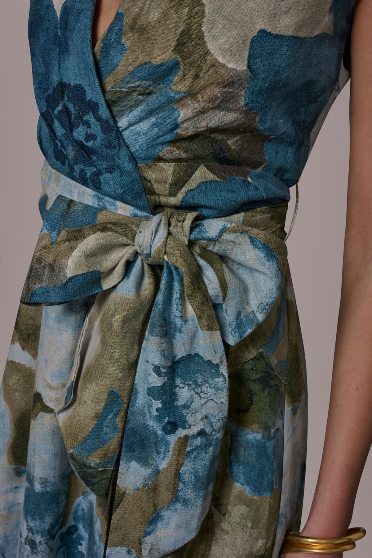 LINEN-BLEND SLEEVELESS FLORAL WRAP A-LINE DRESS - Washed Indigo Multi
