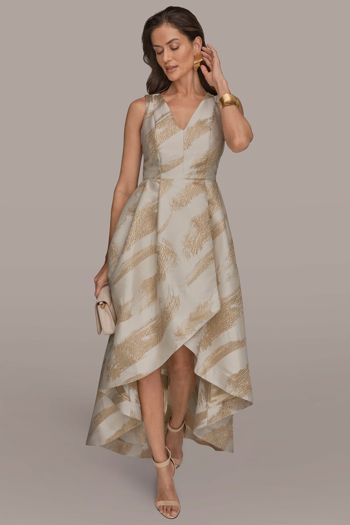 BRUSHSTROKE JACQUARD HIGH-LOW BALL GOWN - Cream/Gold