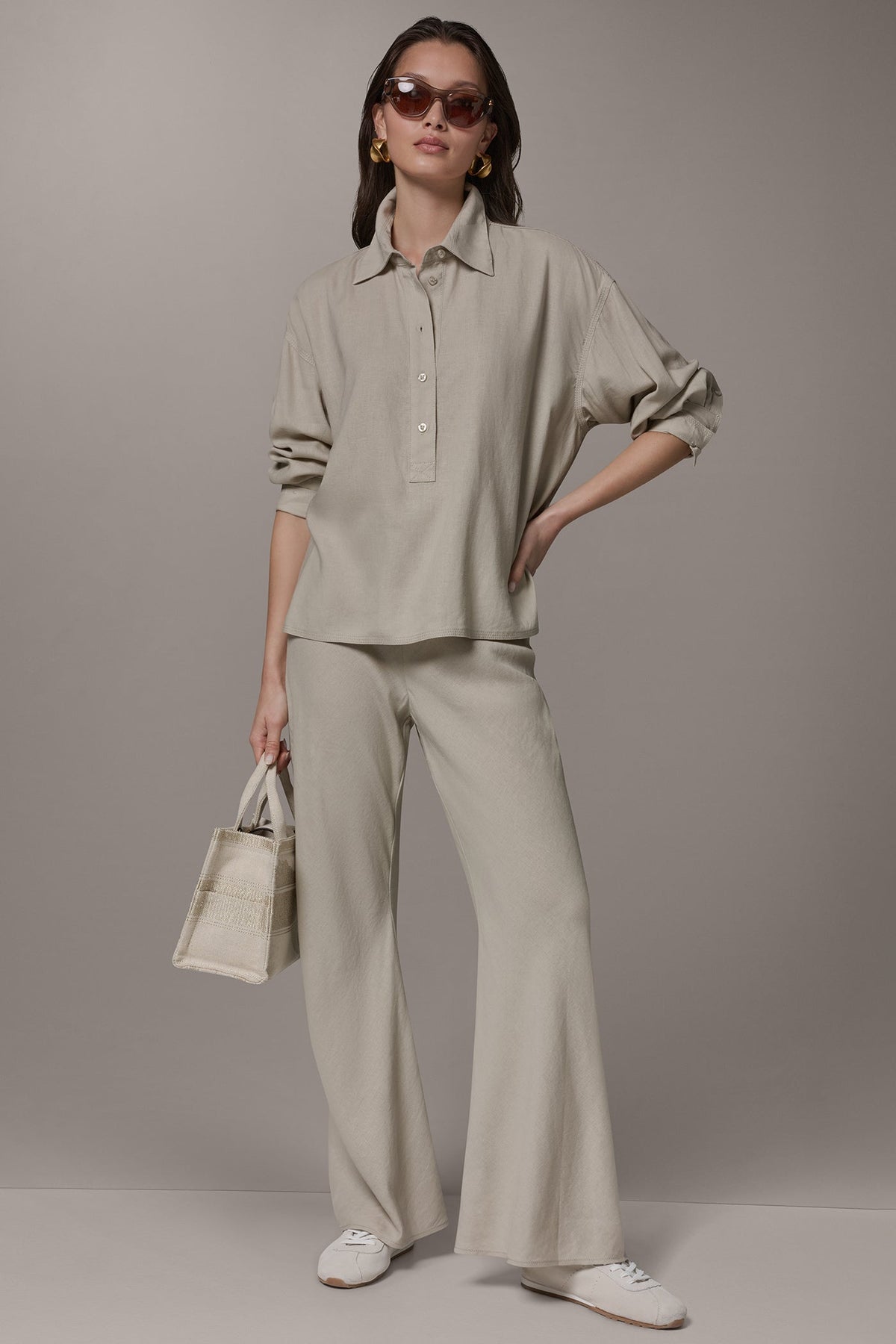 LONG SLEEVE HALF BUTTON BLOUSE - Sandstone