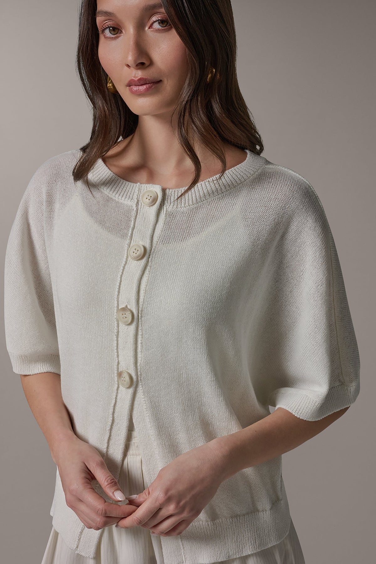 SHORT SLEEVE EASY CARDIGAN - Cream