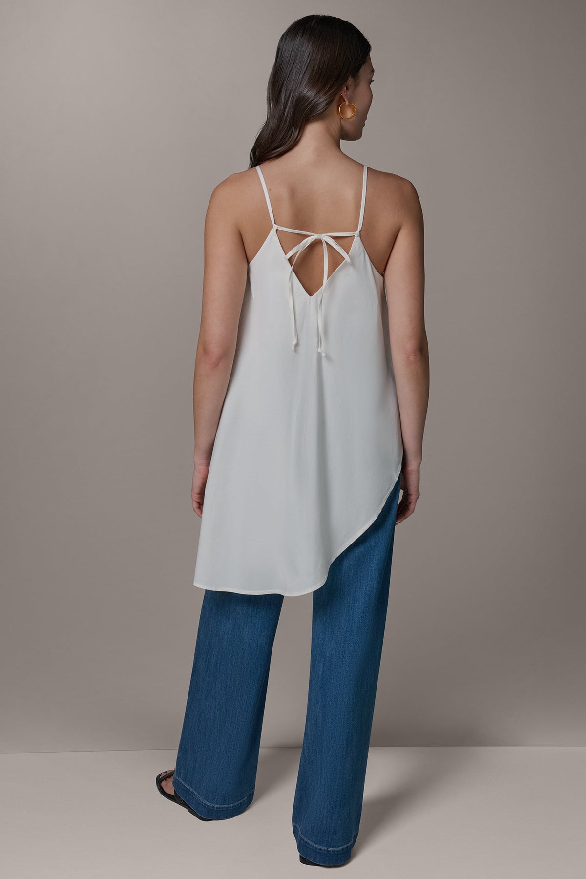 SLEEVELESS ASYMMETRIC TIE BACK BLOUSE - Cream