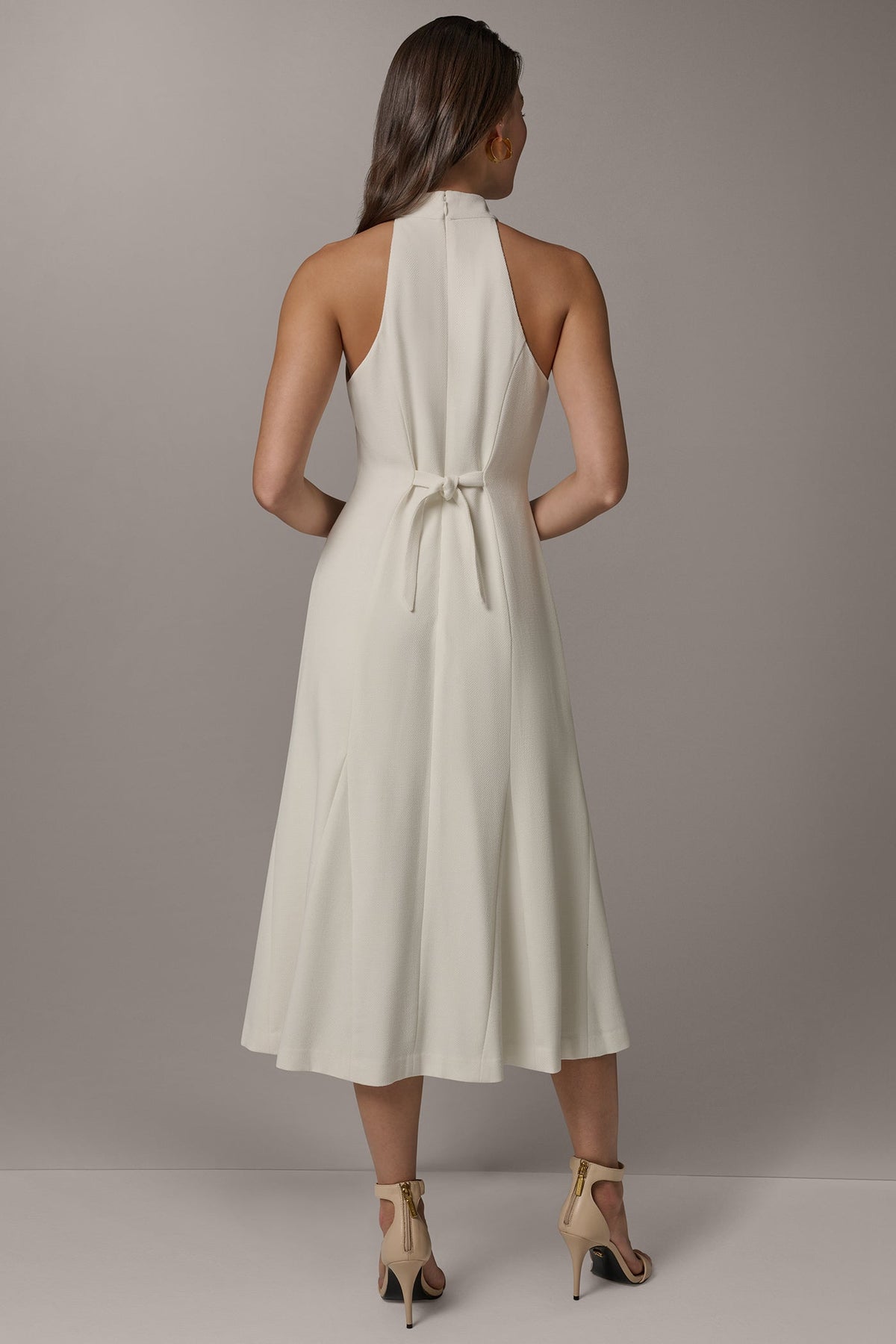 SLEEVELESS CROSS-FRONT MIDI HALTER DRESS - Cream