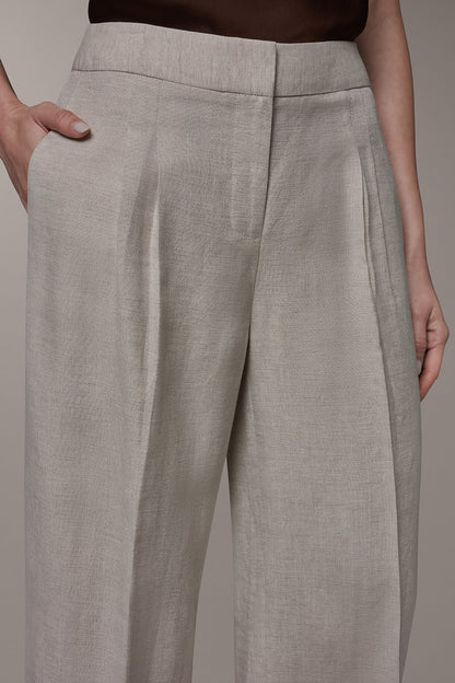 MID-RISE PLEATED WIDE-LEG PANT - Flax