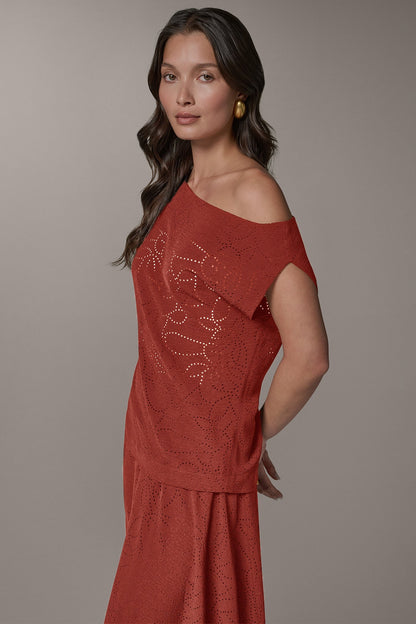SLEEVELESS ASYMMETRIC LASER CUT TOP - Sunbaked