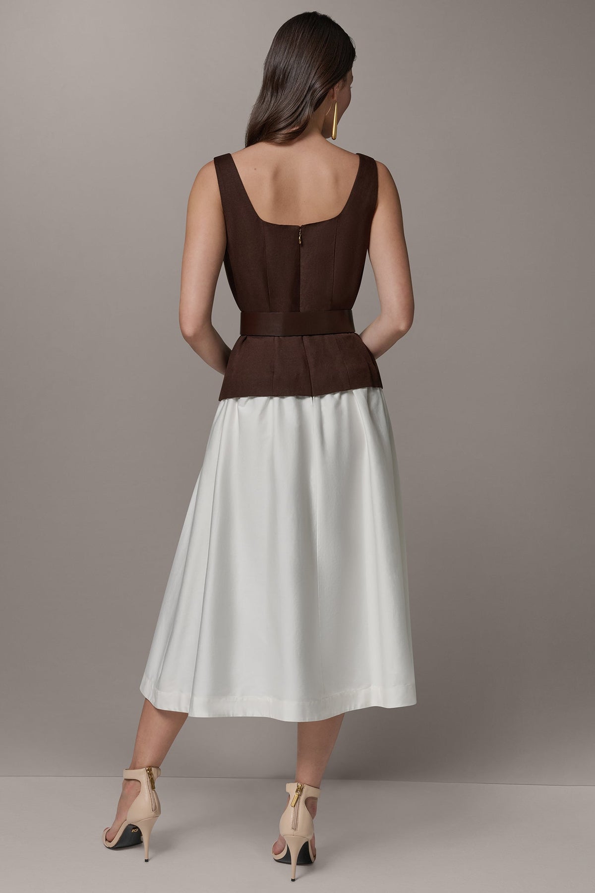 SLEEVELESS MIDI FIT AND FLARE DRESS - Canyon/Cream
