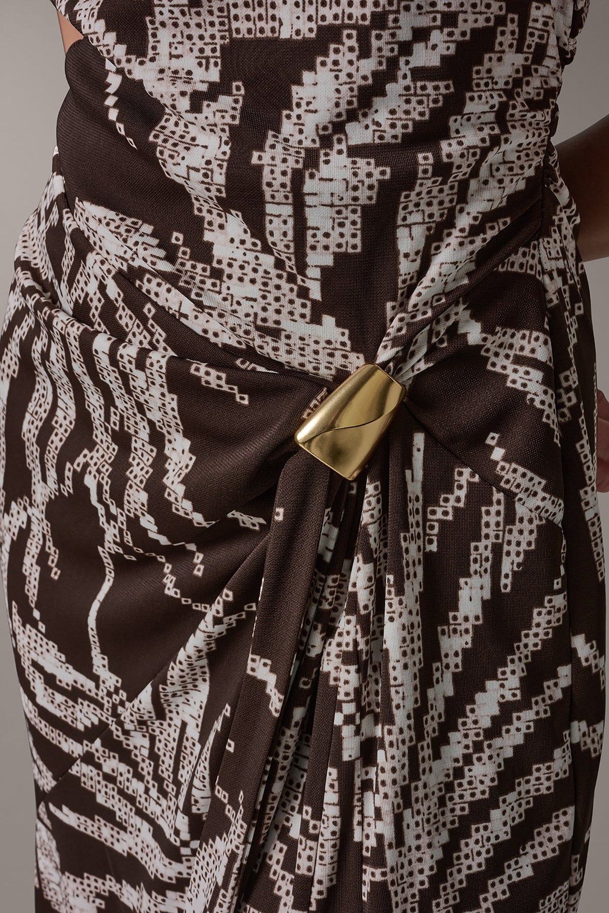 FLORAL SLEEVELESS COWL NECK MIDI DRESS - Canyon Multi