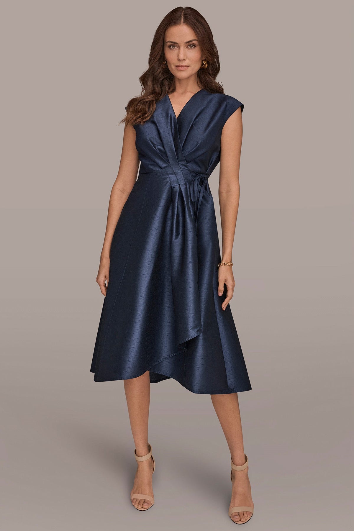 SLEEVELESS PLEATED MIDI WRAP DRESS - Taffeta Blue