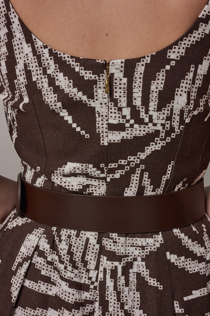 SLEEVELESS SQUARE NECK PRINTED BELTED MIDI FIT AND FLARE DRESS - Canyon Multi