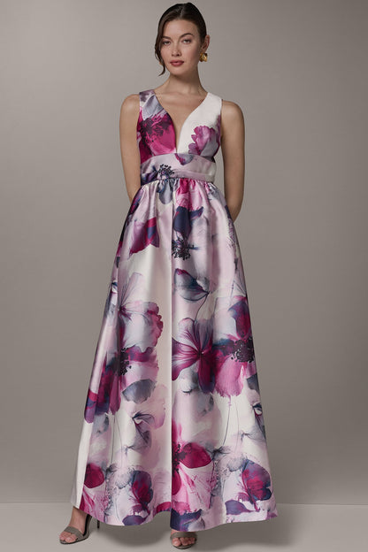 SLEEVELESS FIT AND FLARE GOWN - Sangria Multi