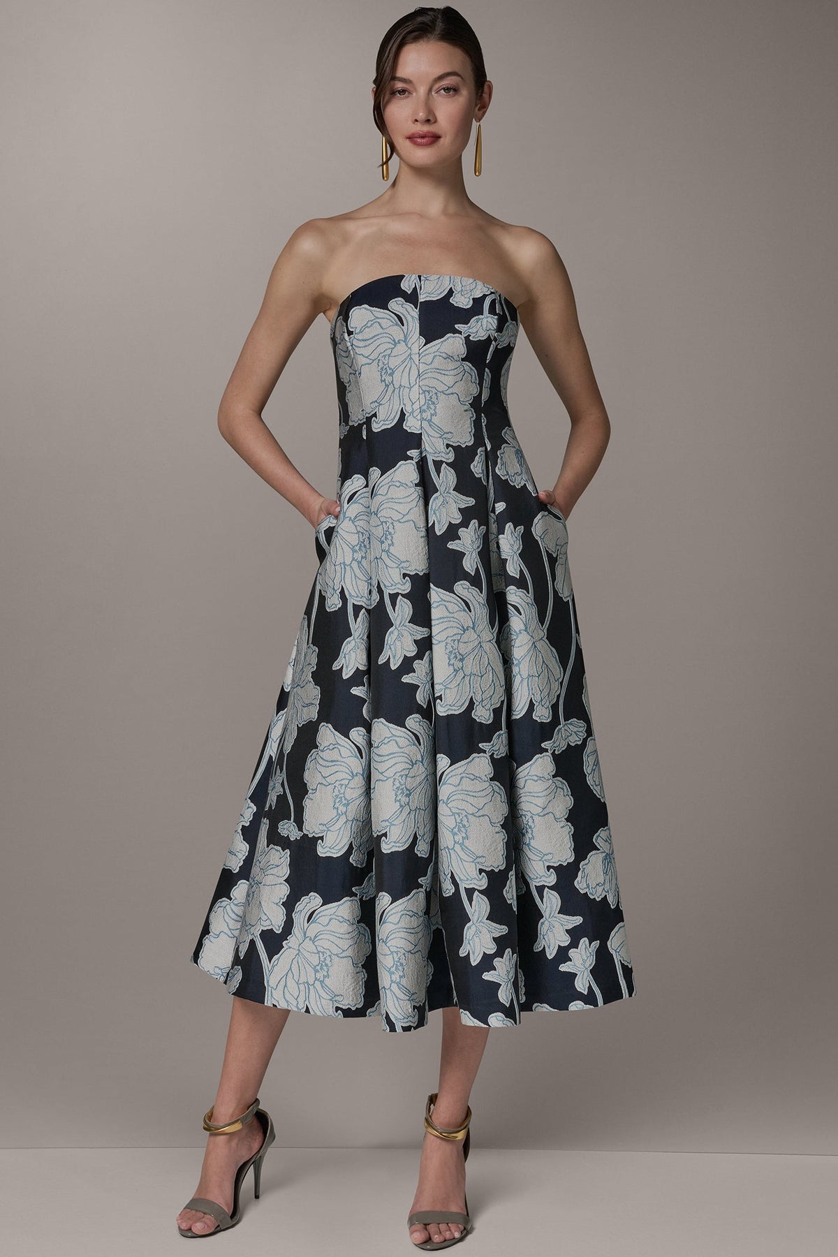 STRAPLESS MIDI FIT AND FLARE DRESS - Nightfall/Cream