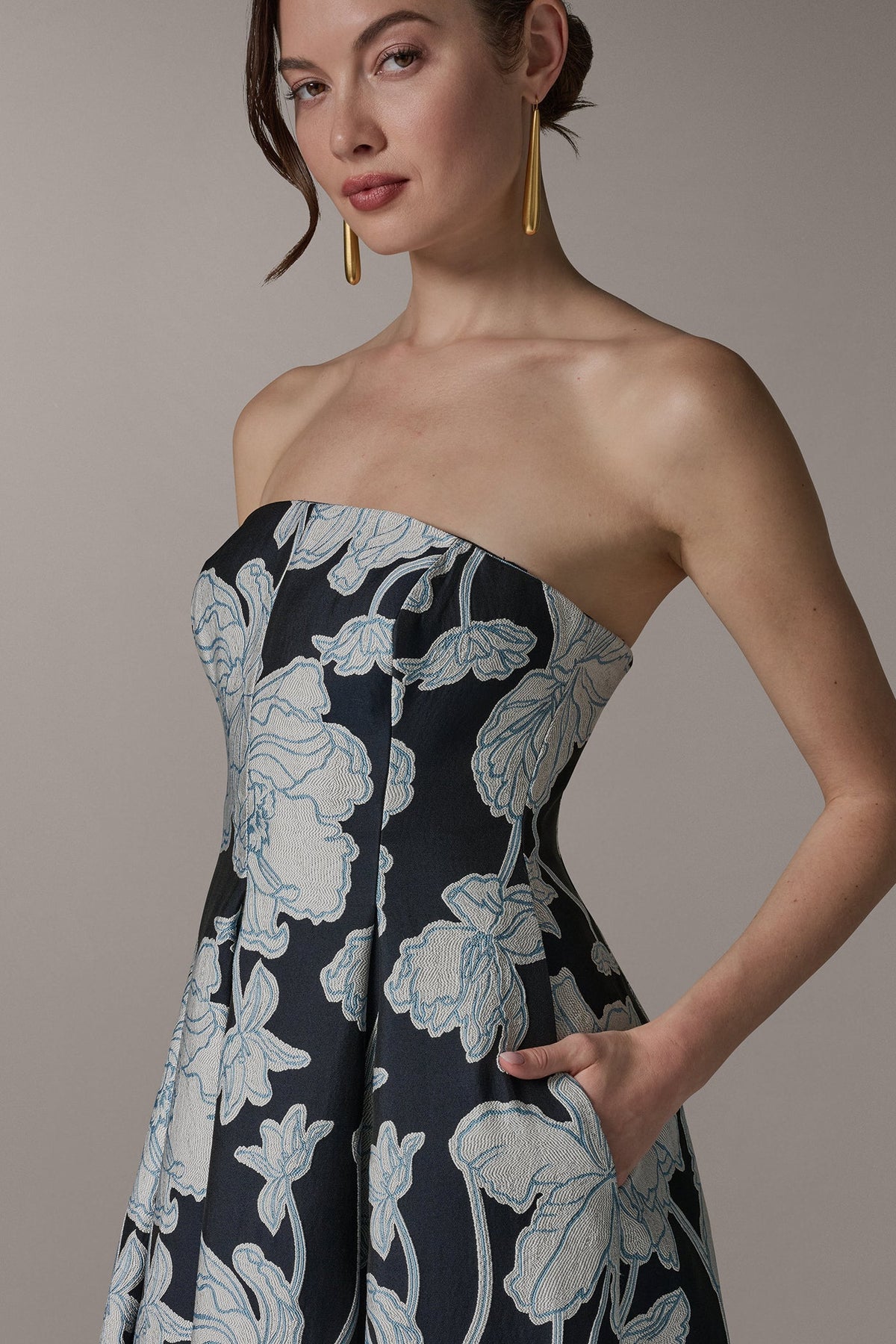 STRAPLESS MIDI FIT AND FLARE DRESS - Nightfall/Cream