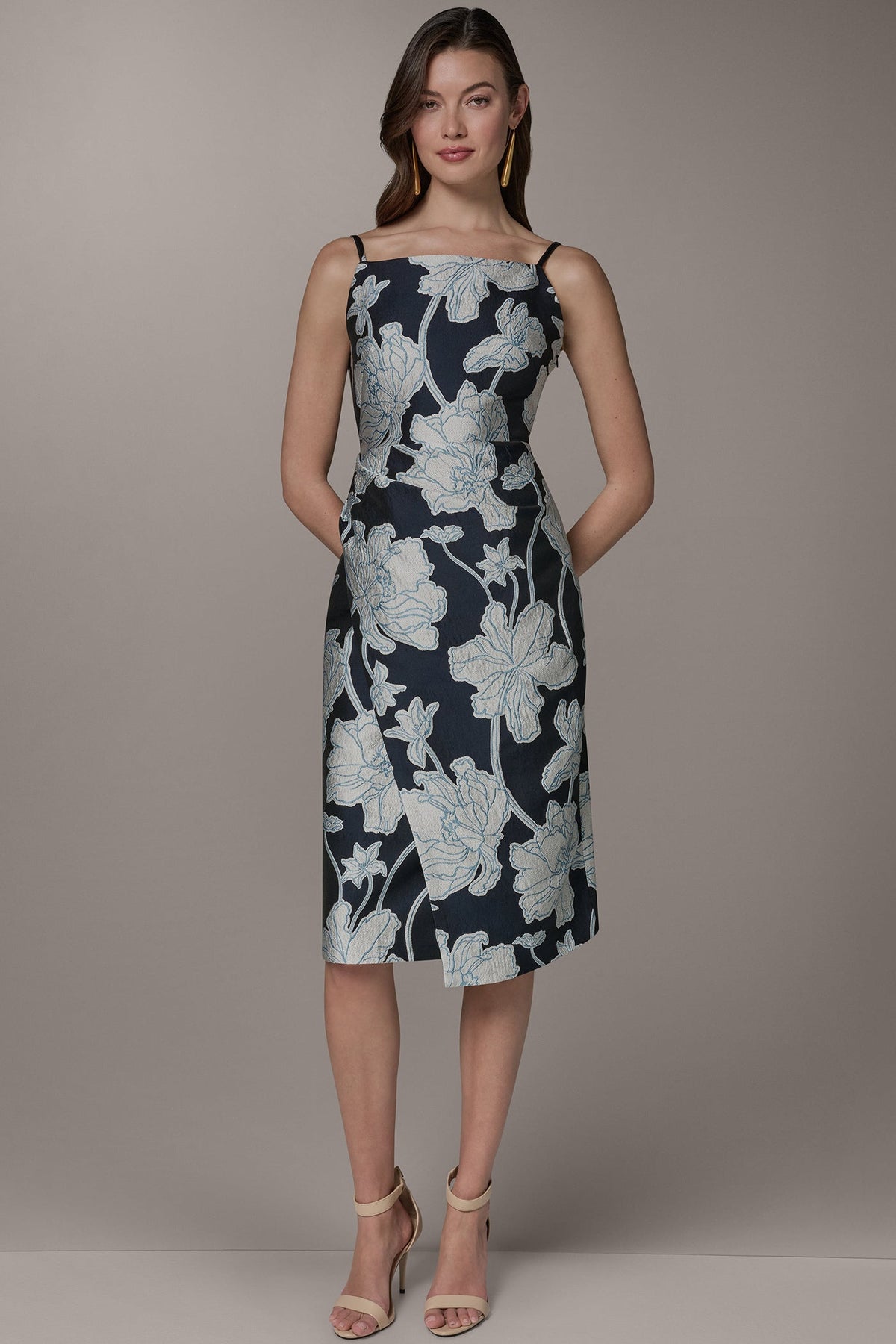 SLEEVELESS FLORAL MIDI DRESS - Nightfall/Sky Blue Multi