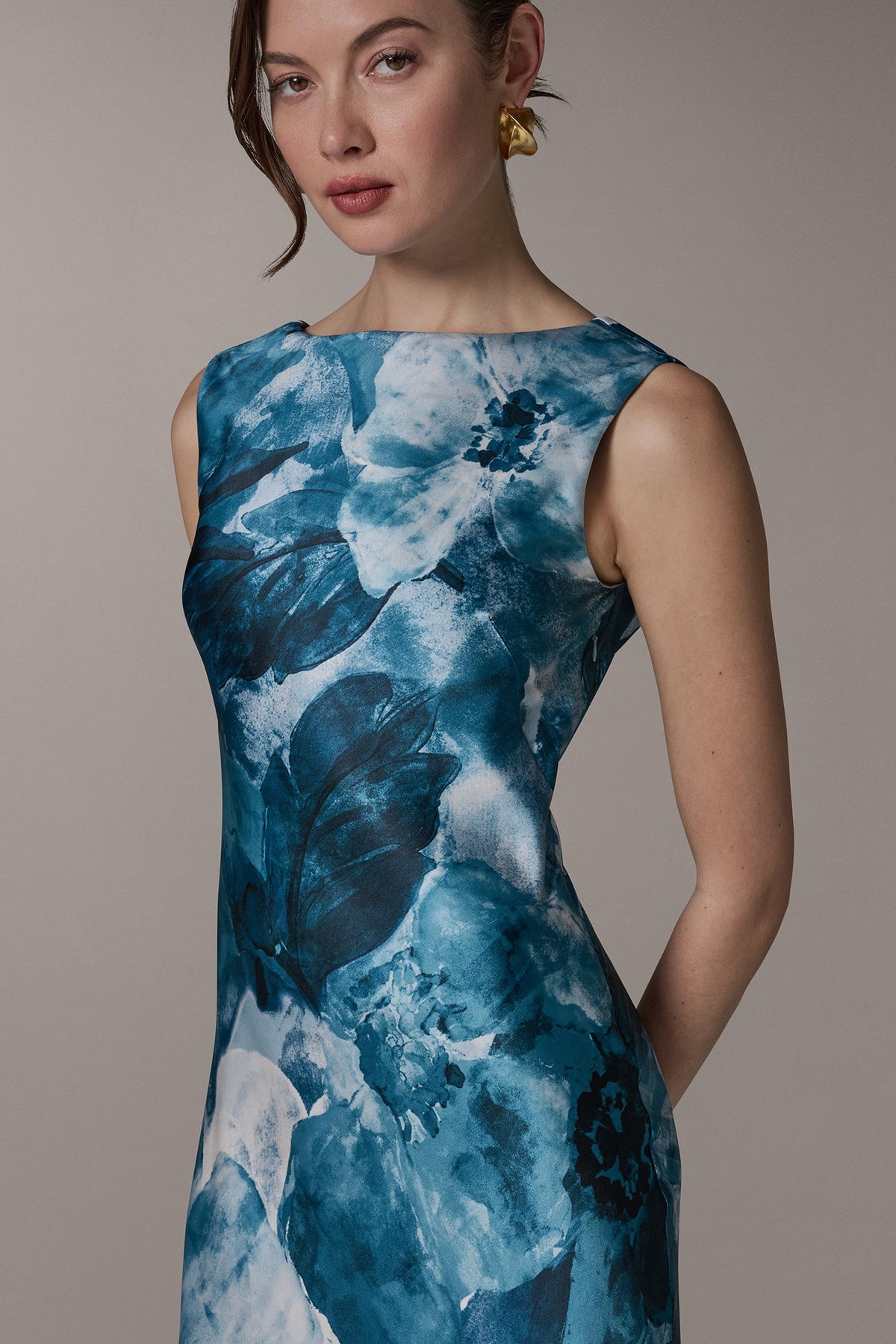 SLEEVELESS TRUMPET GOWN - Nightfall Multi