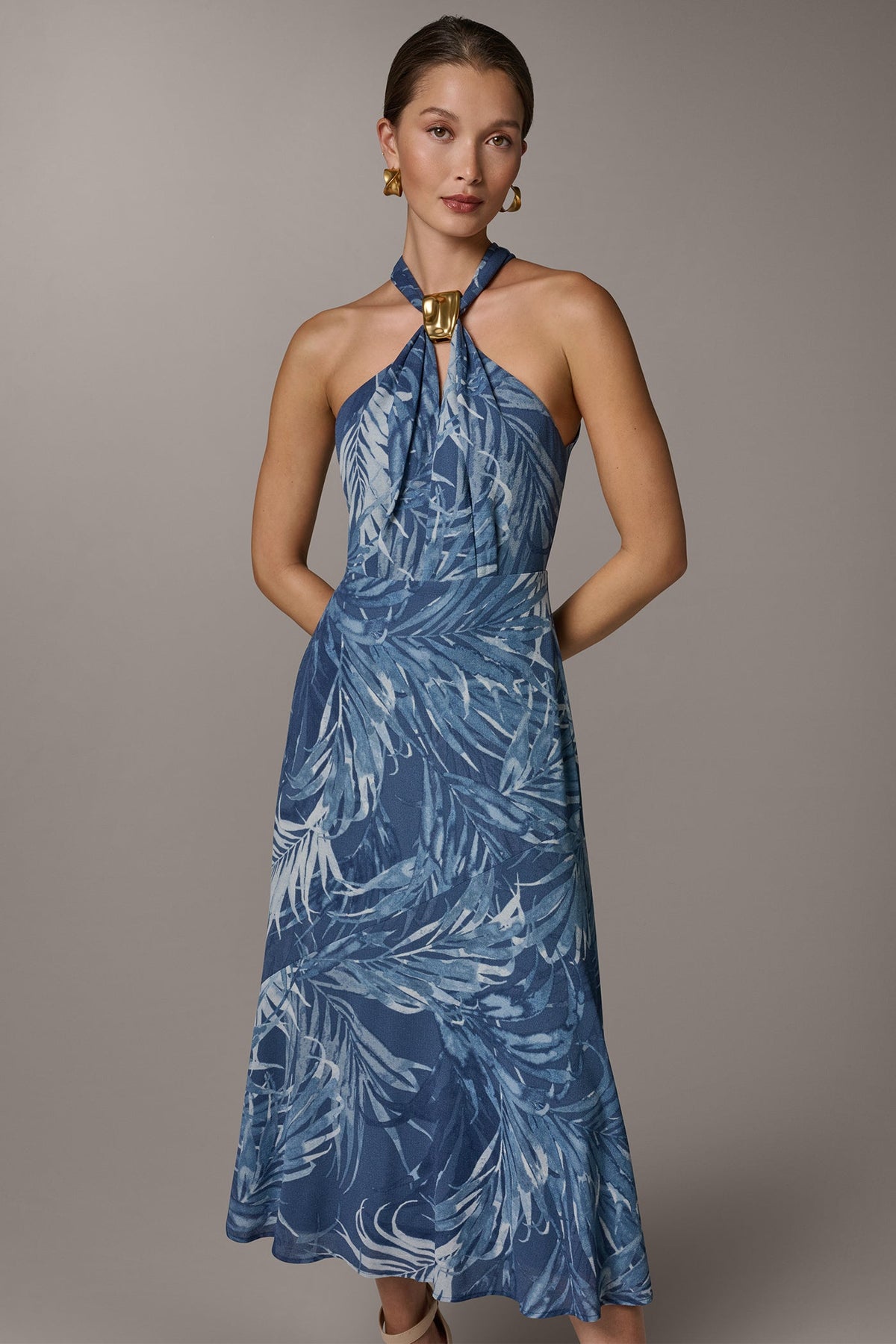 SLEEVELESS PRINT MIDI HALTER DRESS - Nightfall Multi