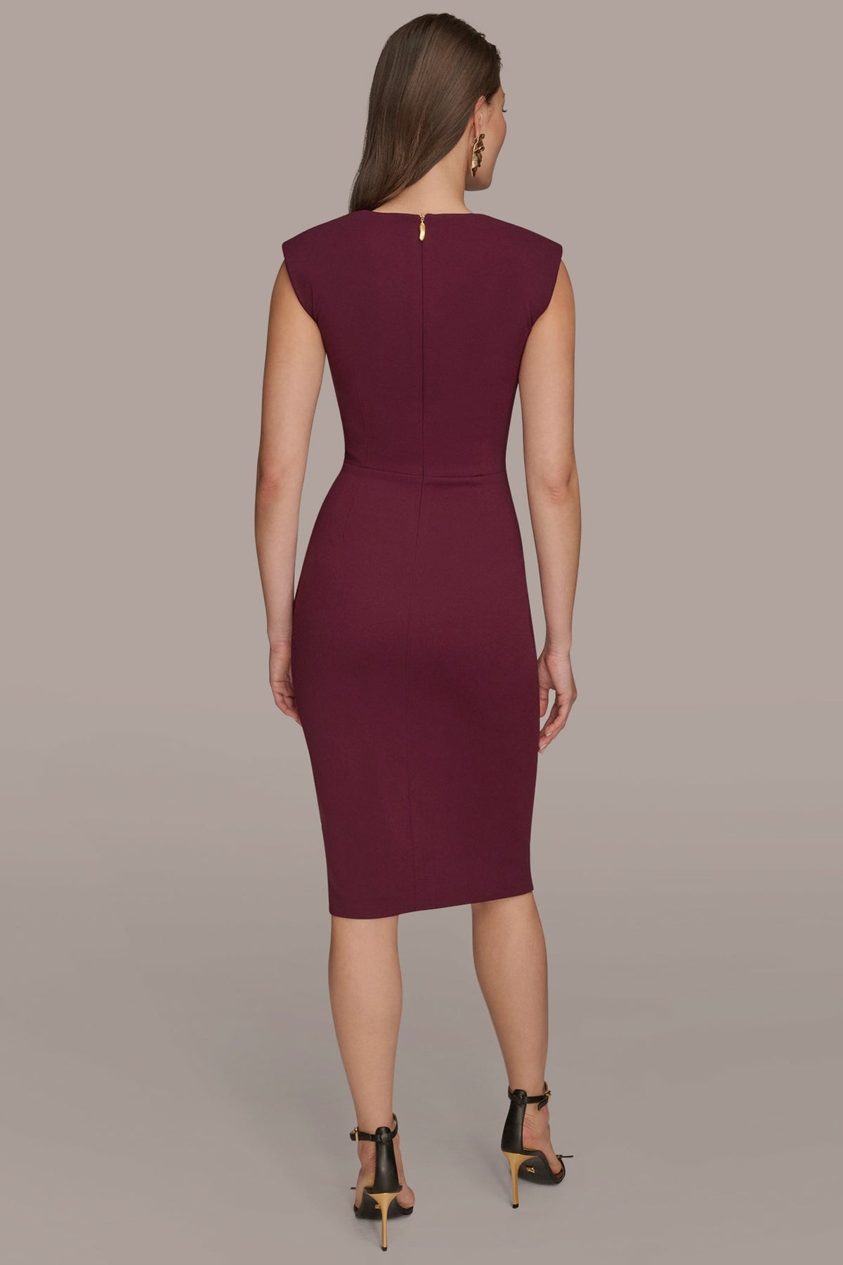 SLEEVELESS SPLIT-FRONT MIDI SHEATH DRESS - BERRY