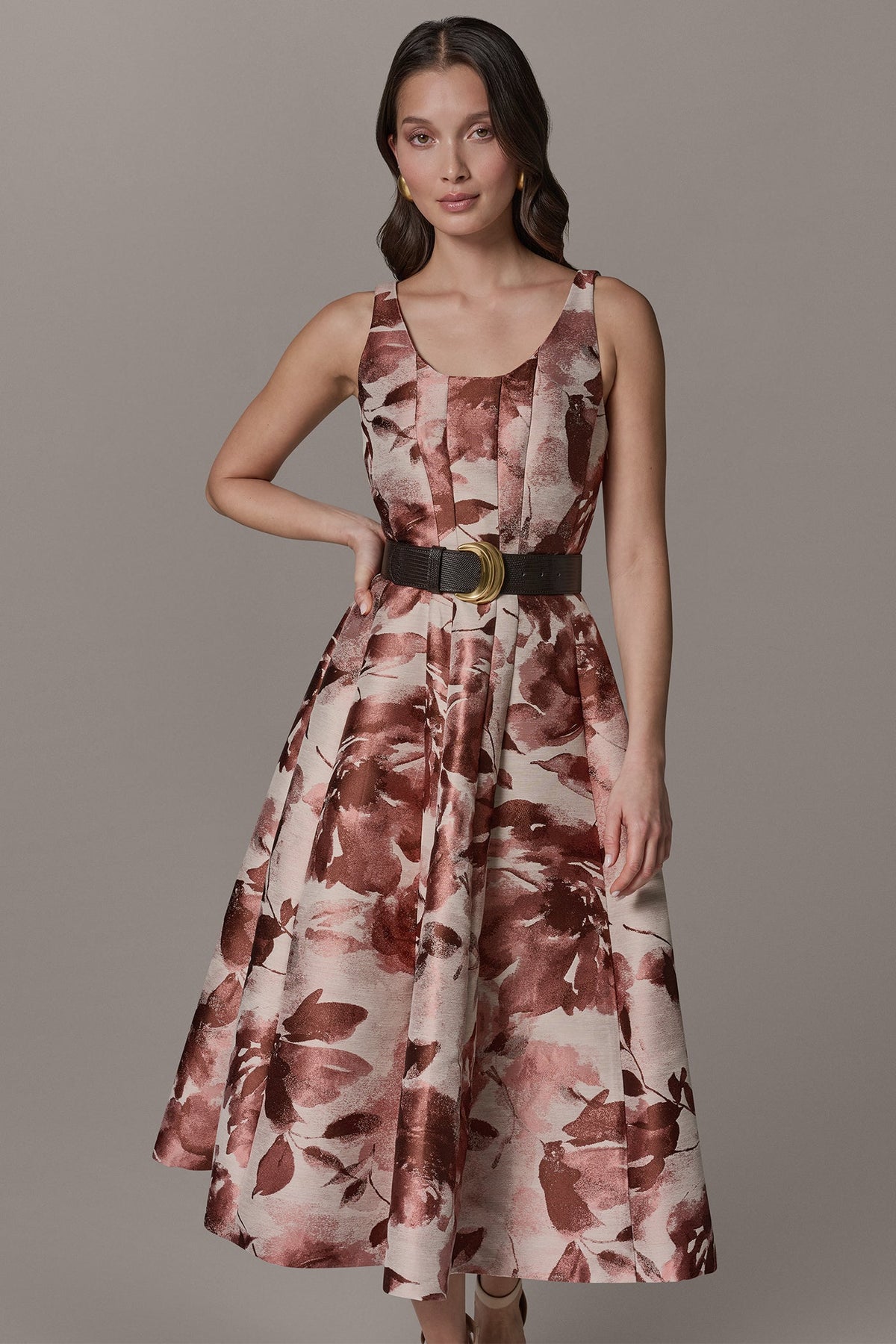 SLEEVELESS FLORAL MIDI FIT AND FLARE DRESS - Desert Rose Multi