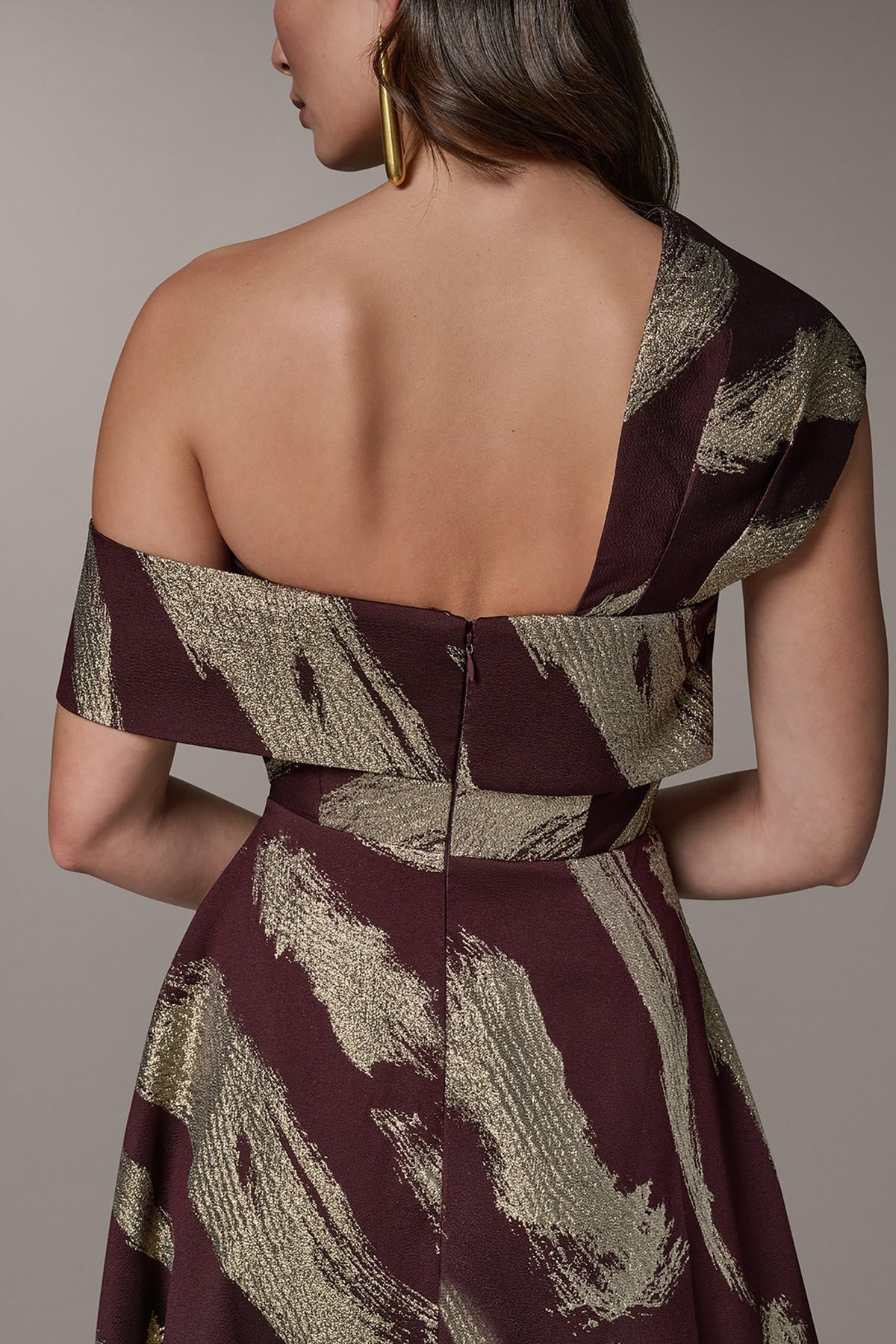 ONE SHOULDER METALLIC BRUSHTROKE GOWN - Prune/Pale Gold