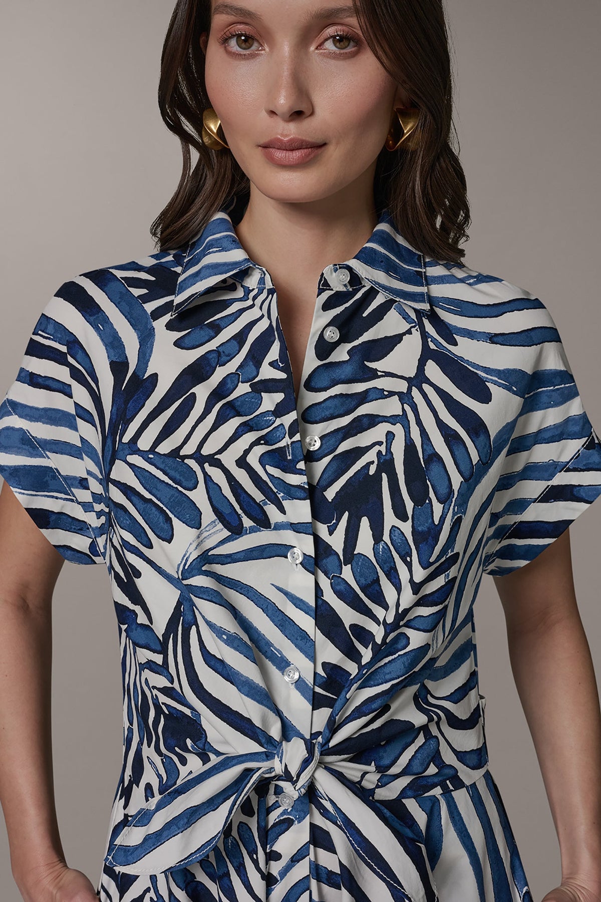 SHORT SLEEVE TIE FRONT MAXI SHIRT DRESS - Nightfall Combo Palm