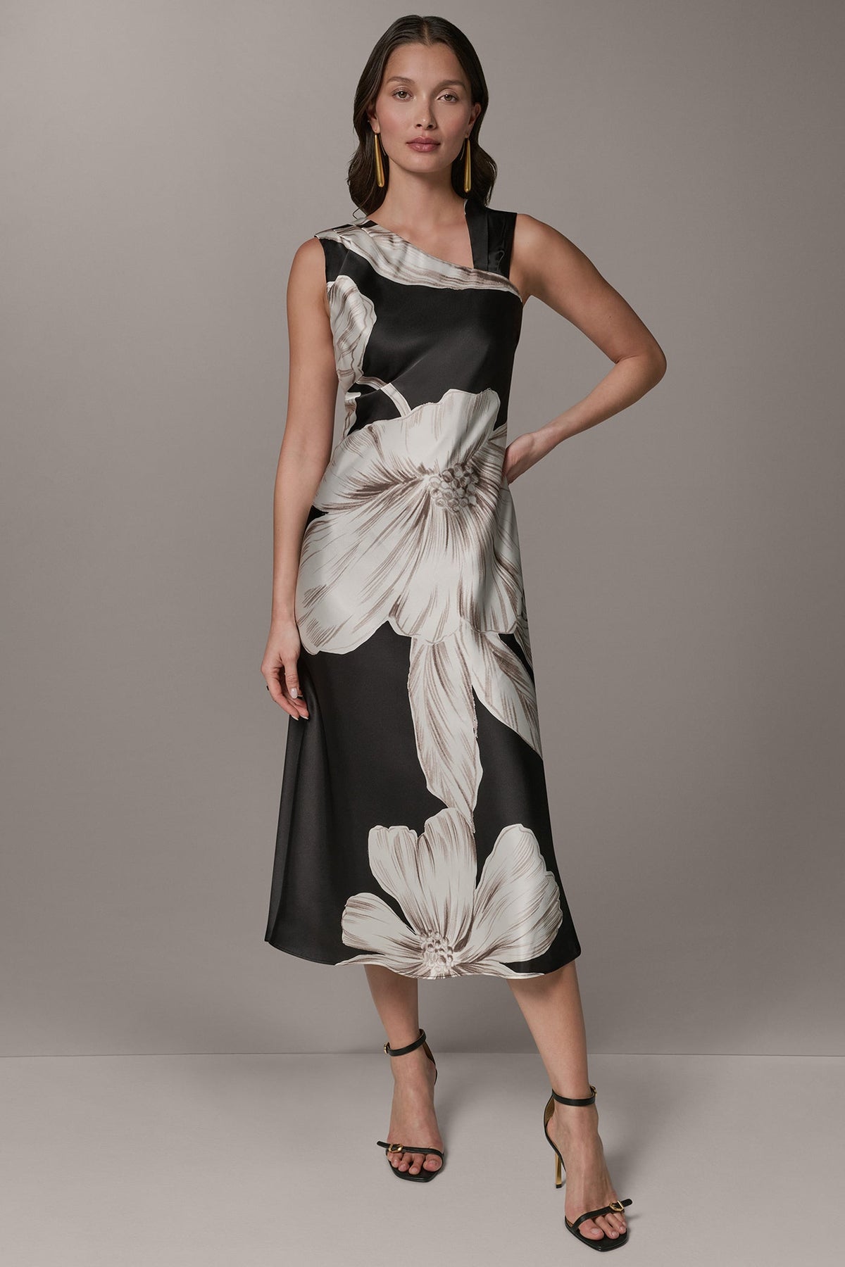 SLEEVELESS ASYMMETRIC MIDI HALTER DRESS - Black Multi