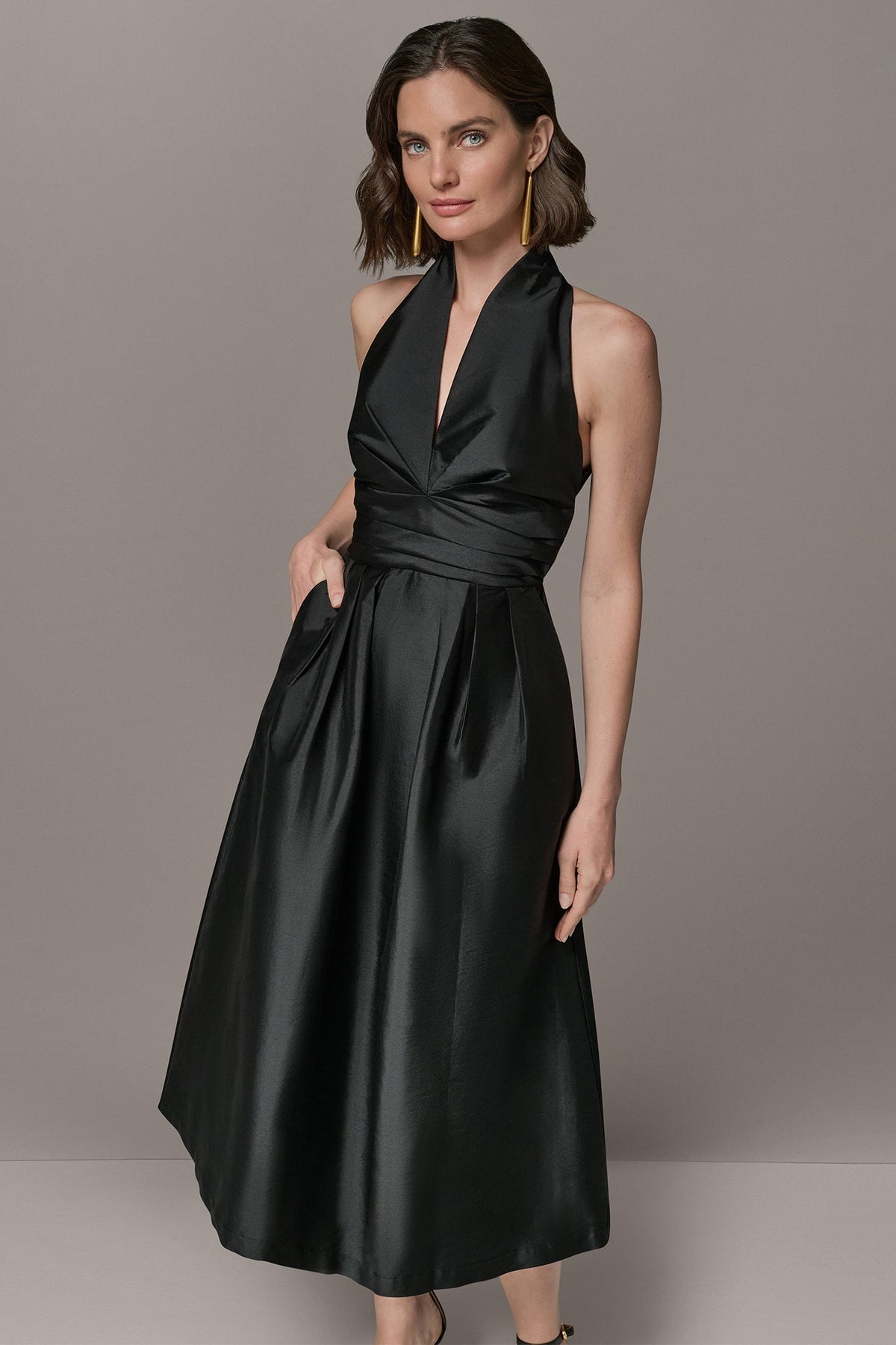 SLEEVELESS V-NECK TAFFETA MIDI COCKTAIL DRESS - Black