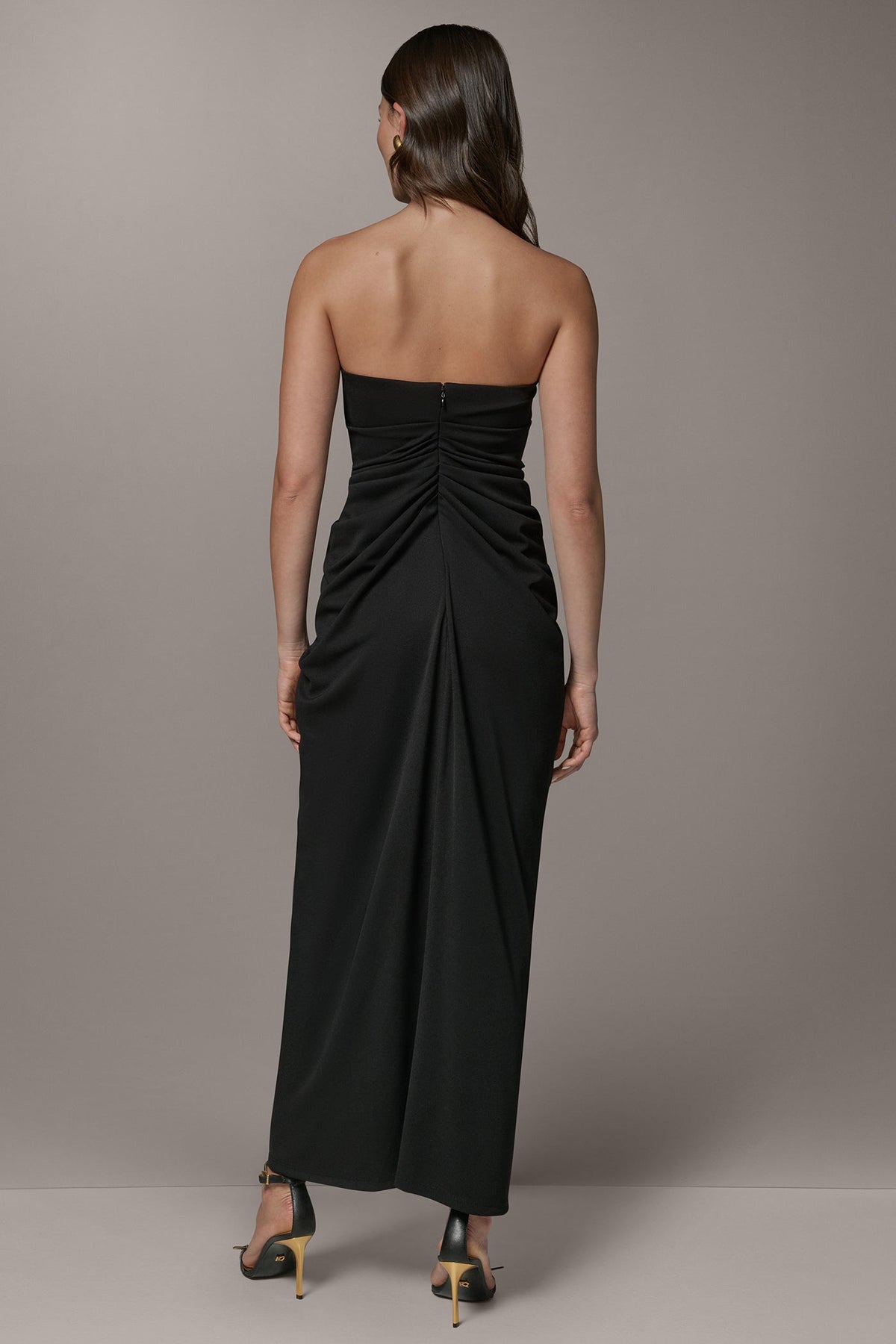 STRAPLESS SWEETHEART GOWN - Black