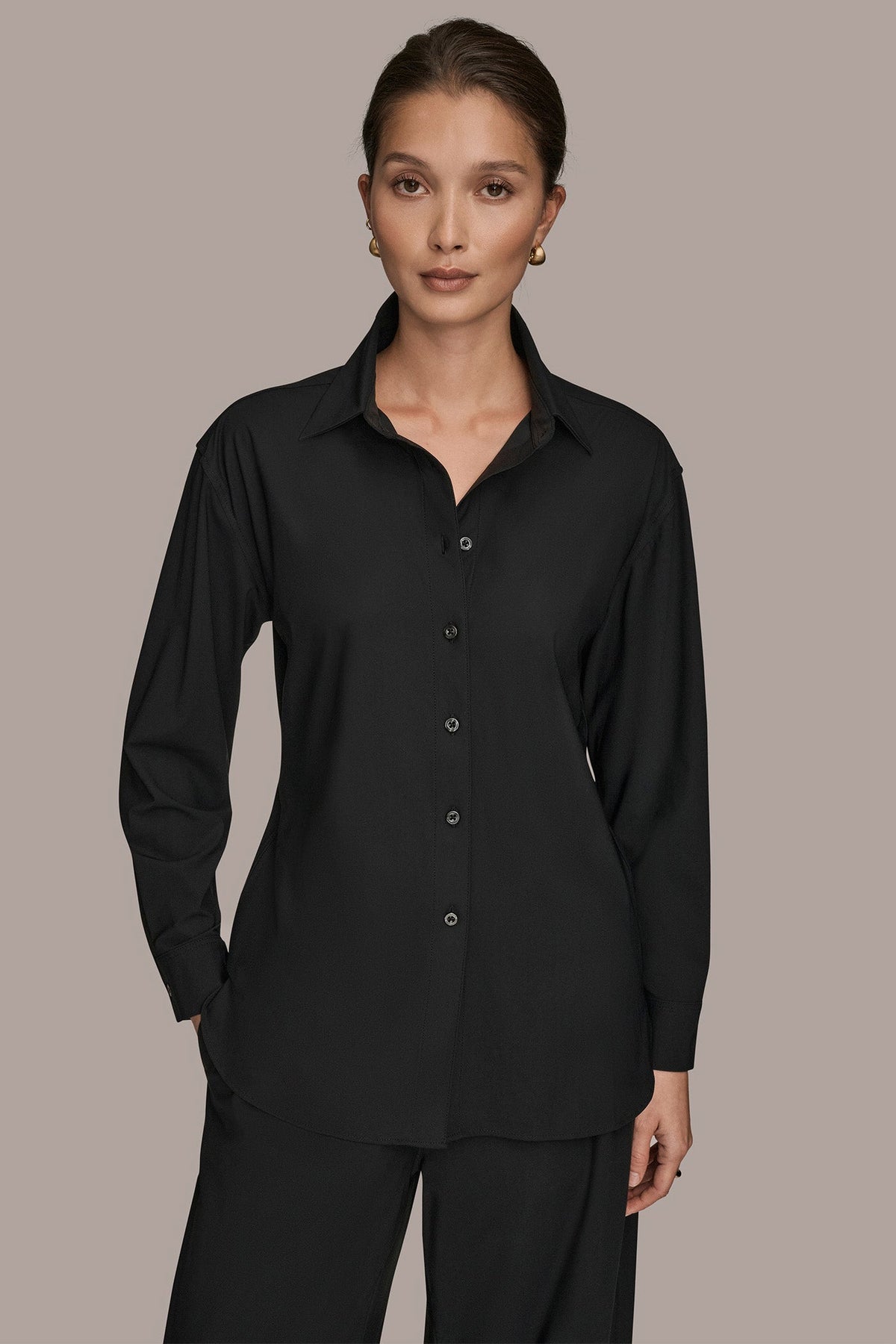 THE MODERN TRAVEL BUTTON-DOWN SHIRT - Black