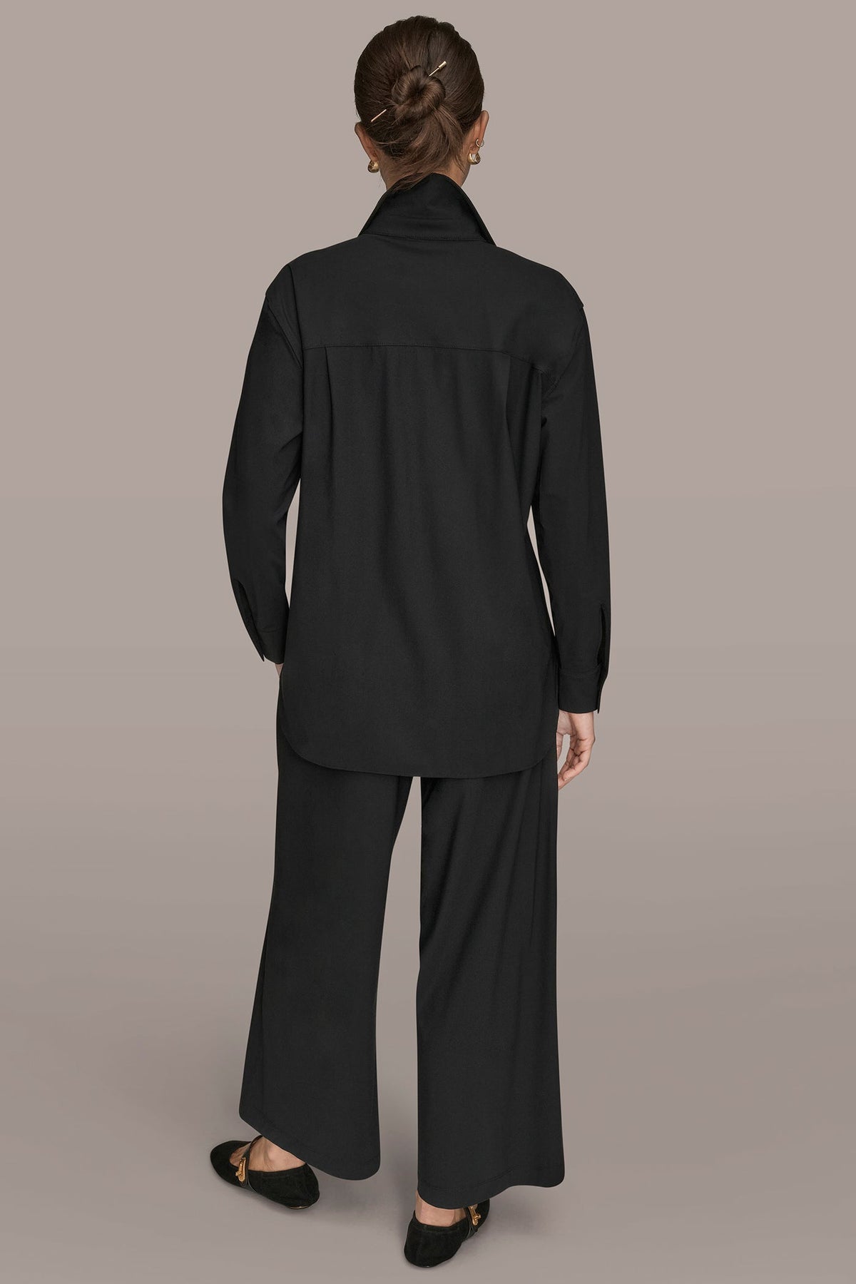 THE MODERN TRAVEL BUTTON-DOWN SHIRT - Black