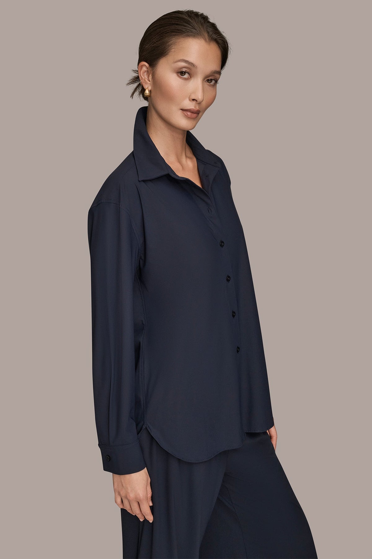 THE MODERN TRAVEL BUTTON-DOWN SHIRT - NIGHTFALL