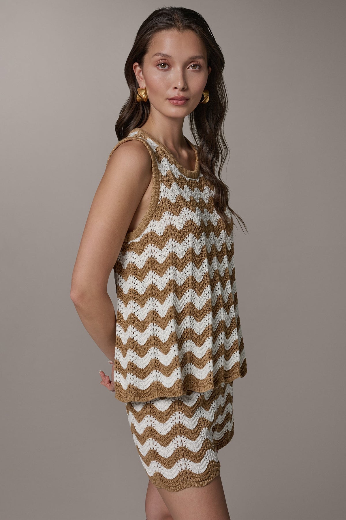 SLEEVELESS POINTELLE STRIPE SWEATER - Fawn/Cream
