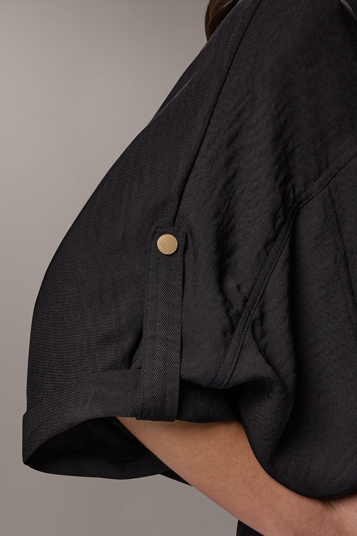 CINCHED HEM SHIRT - Black