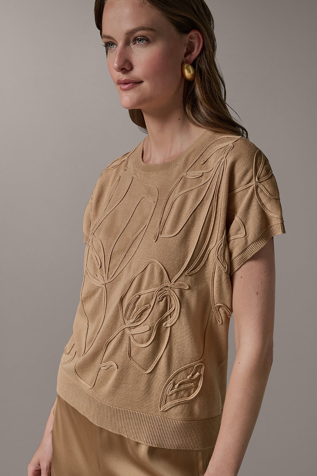 SHORT SLEEVE GEOMETRIC SWEATER - Fawn