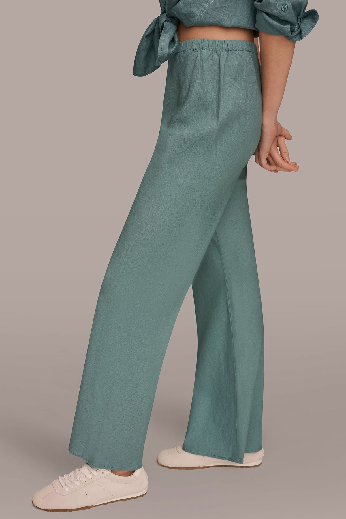 MID-RISE RELAXED ANKLE PANT - Waterlily