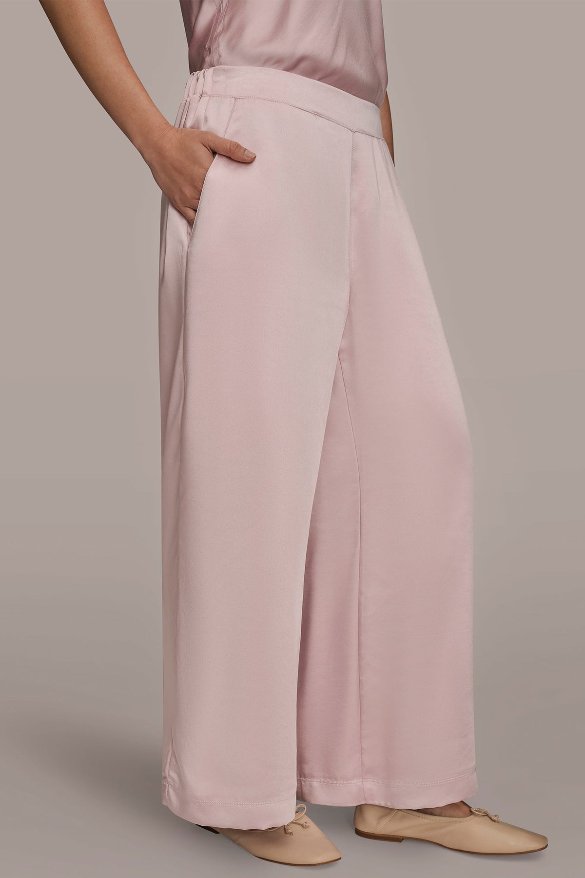 SATIN MID-RISE RELAXED PANT - PINK WISTERIA