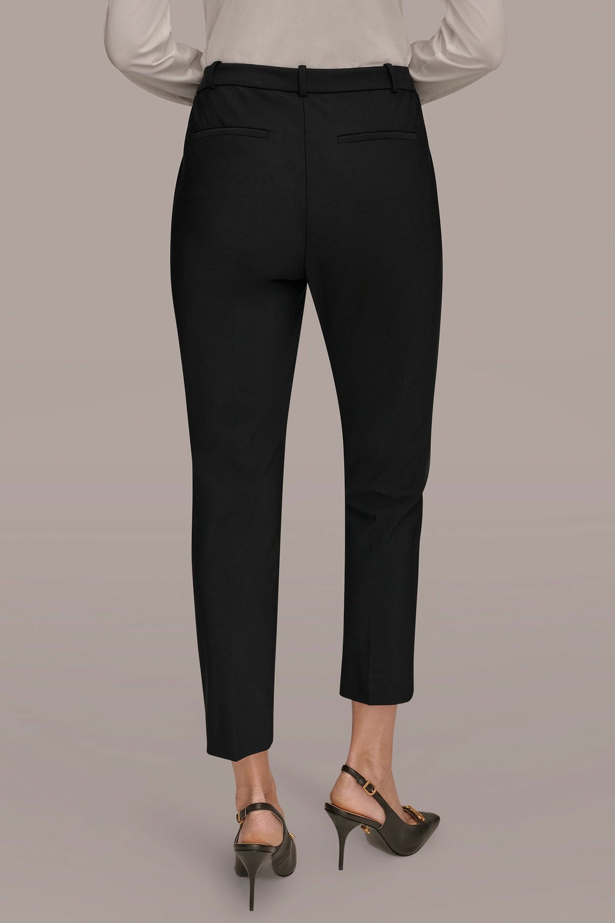 SLIM LEG PANT - Black