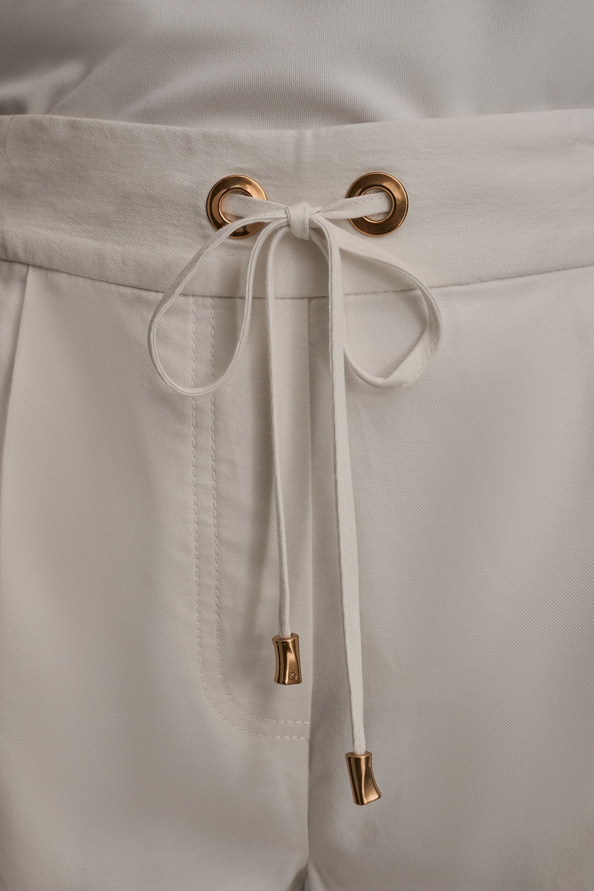 DRAWSTRING CUFFED PANT - CREAM