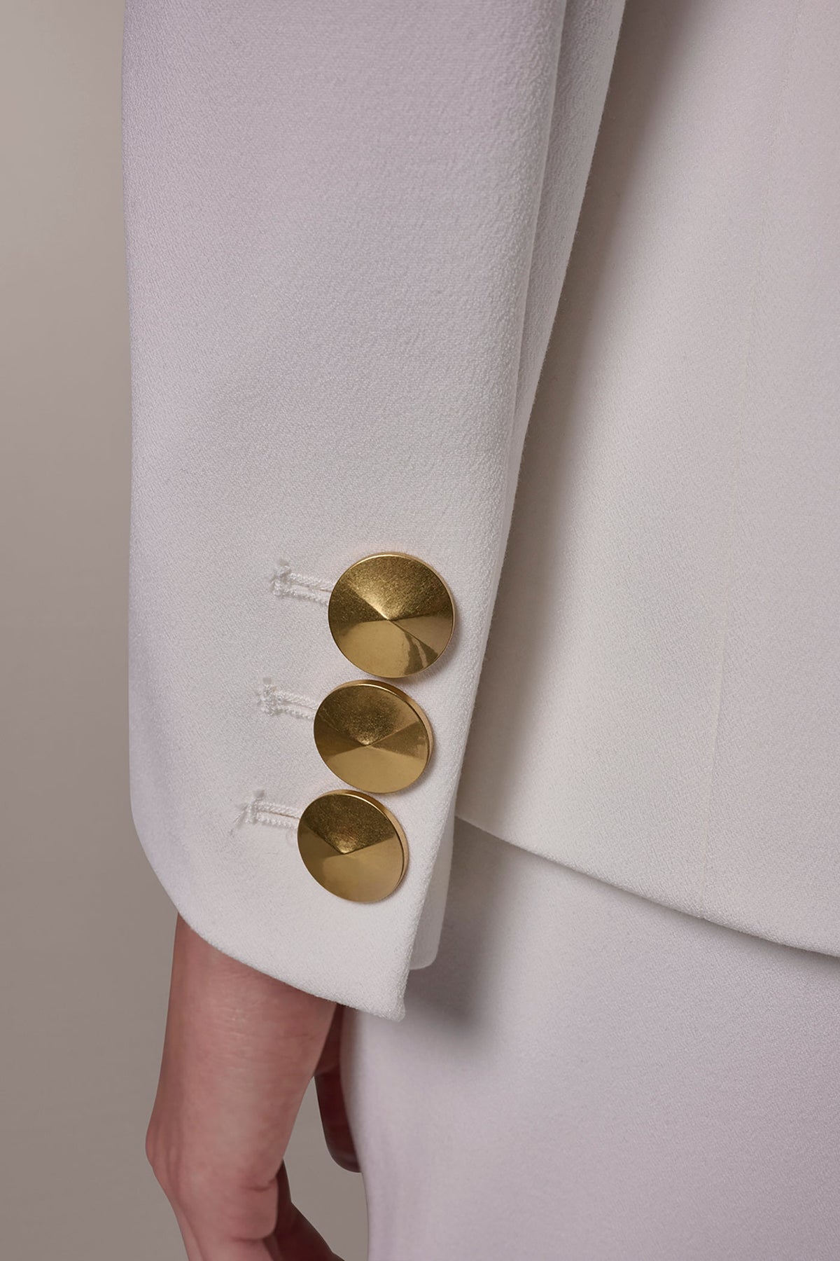DOUBLE-BREASTED COLD-SHOULDER SUIT BLAZER - Cream