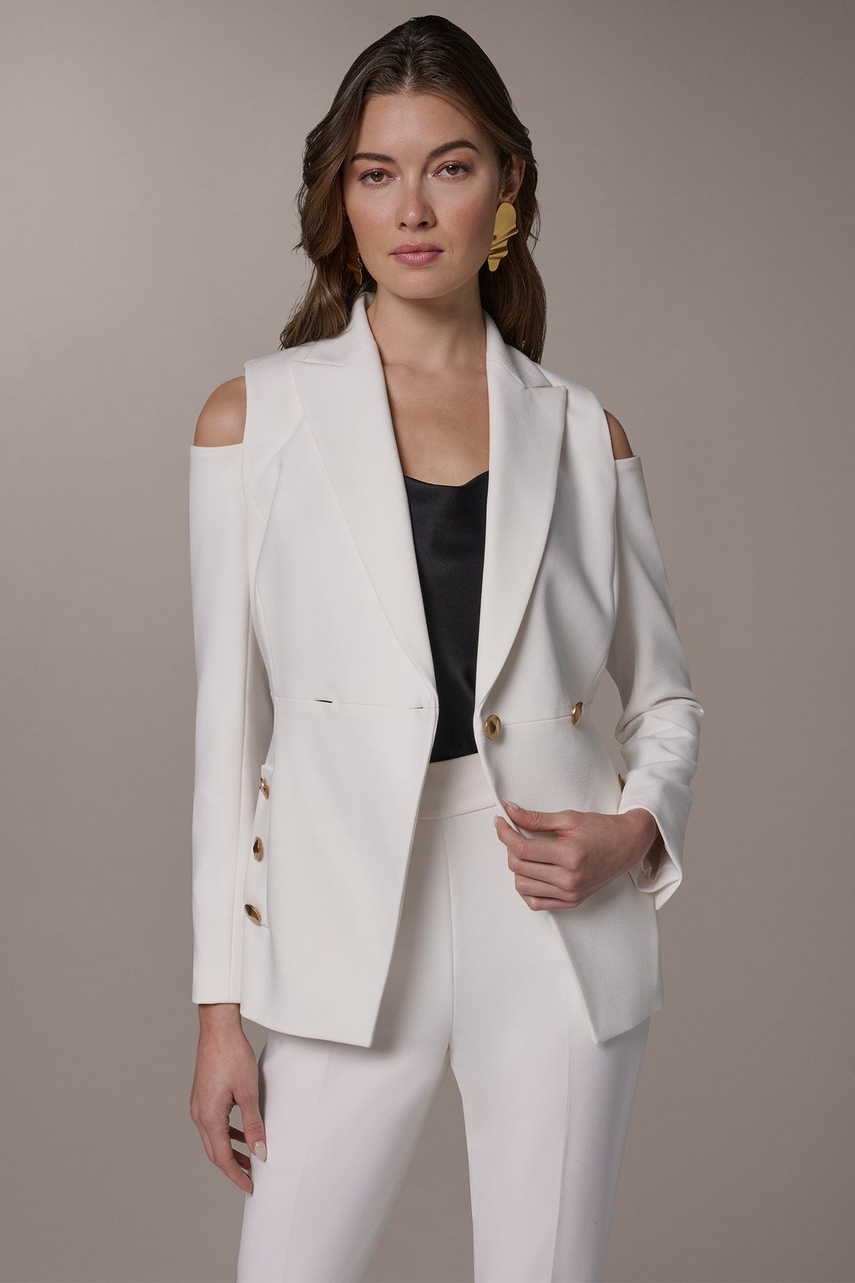DOUBLE-BREASTED COLD-SHOULDER SUIT BLAZER - Cream