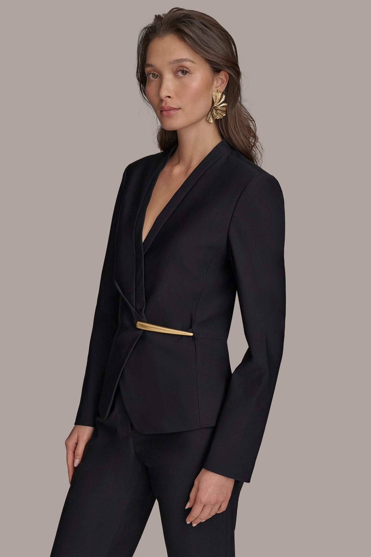 WRAP JACKET WITH BAR HARDWARE CLOSURE - Black