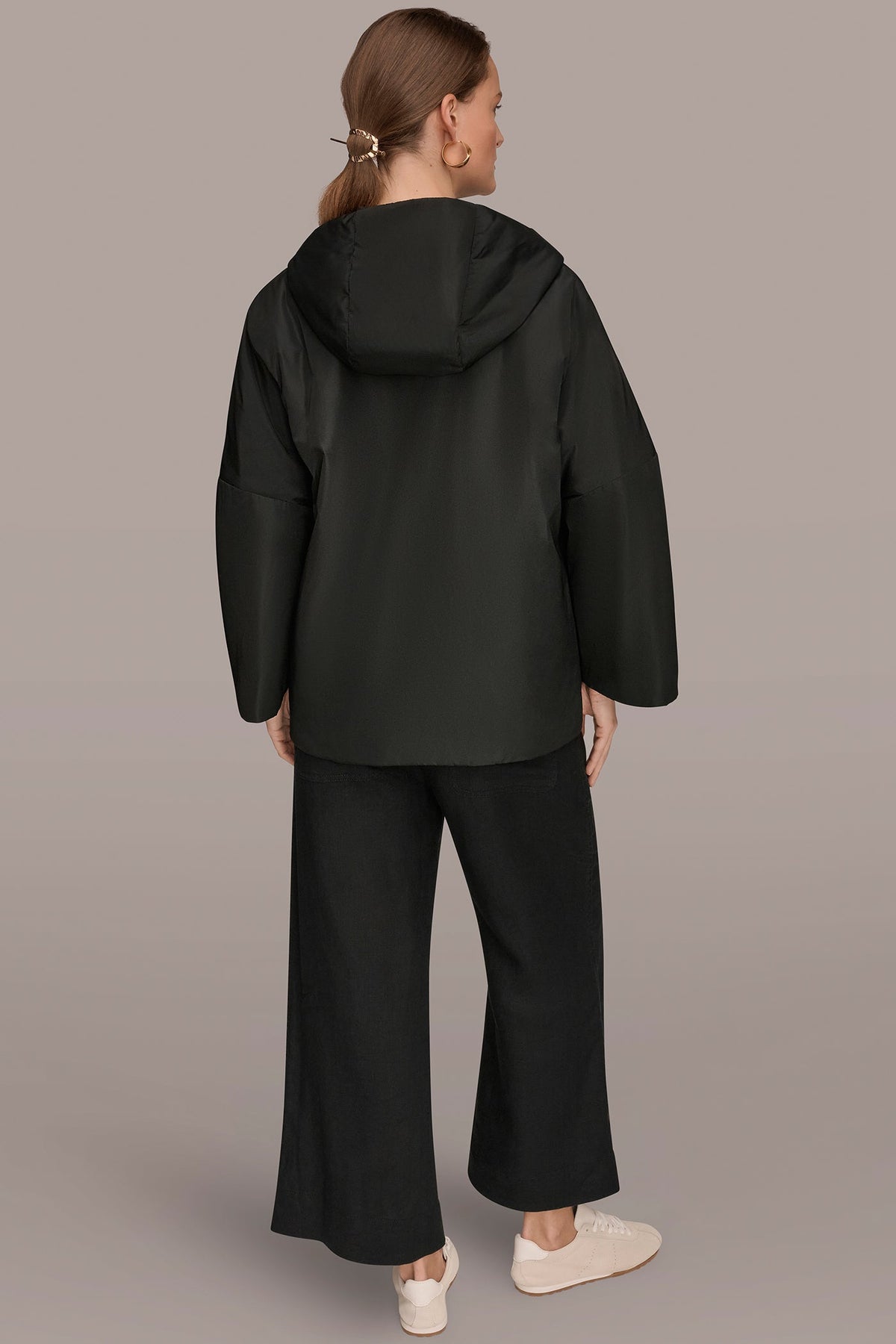 HOODED LIGHT QUILT JACKET - Black