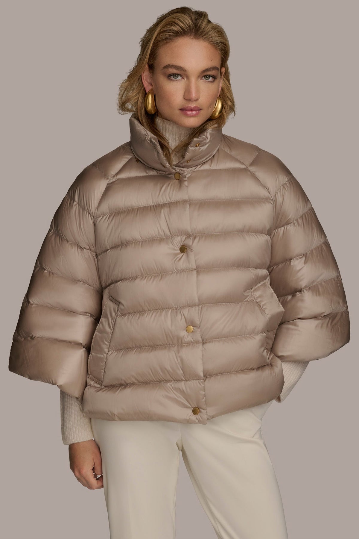 PUFFER CAPE - LATTE