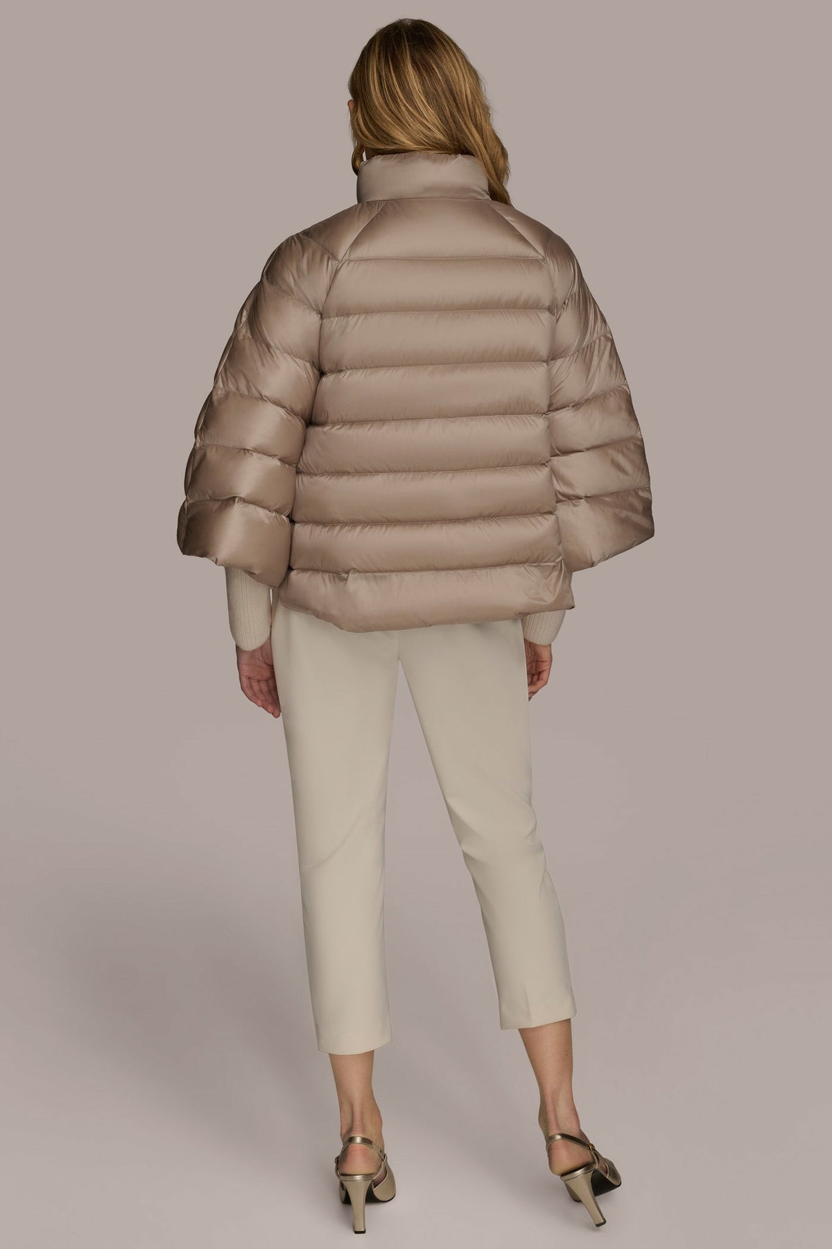 PUFFER CAPE - LATTE