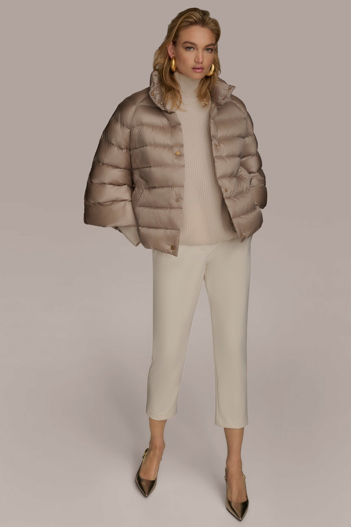 PUFFER CAPE - LATTE