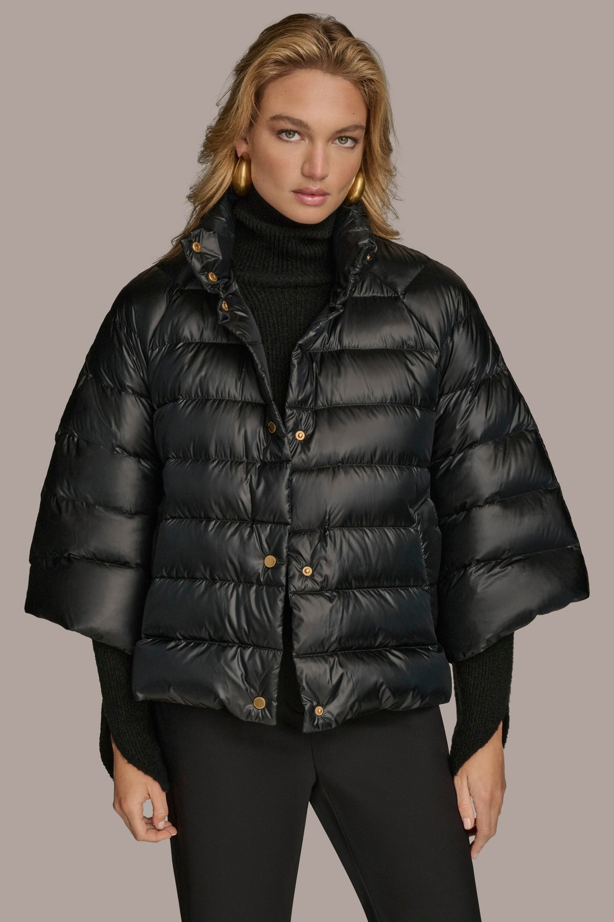 PUFFER CAPE - PEARLIZED BLACK