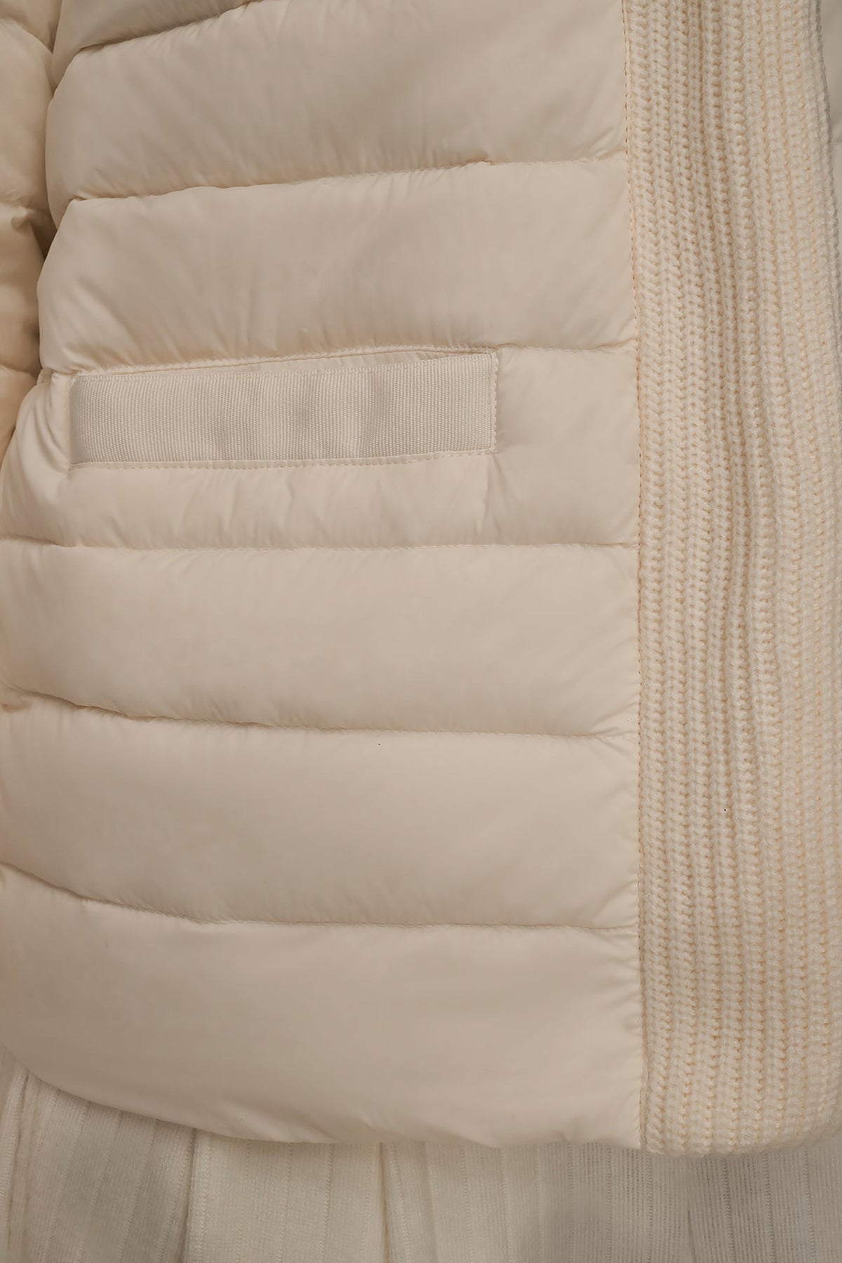 DOWN PUFFER JACKET - CREAM