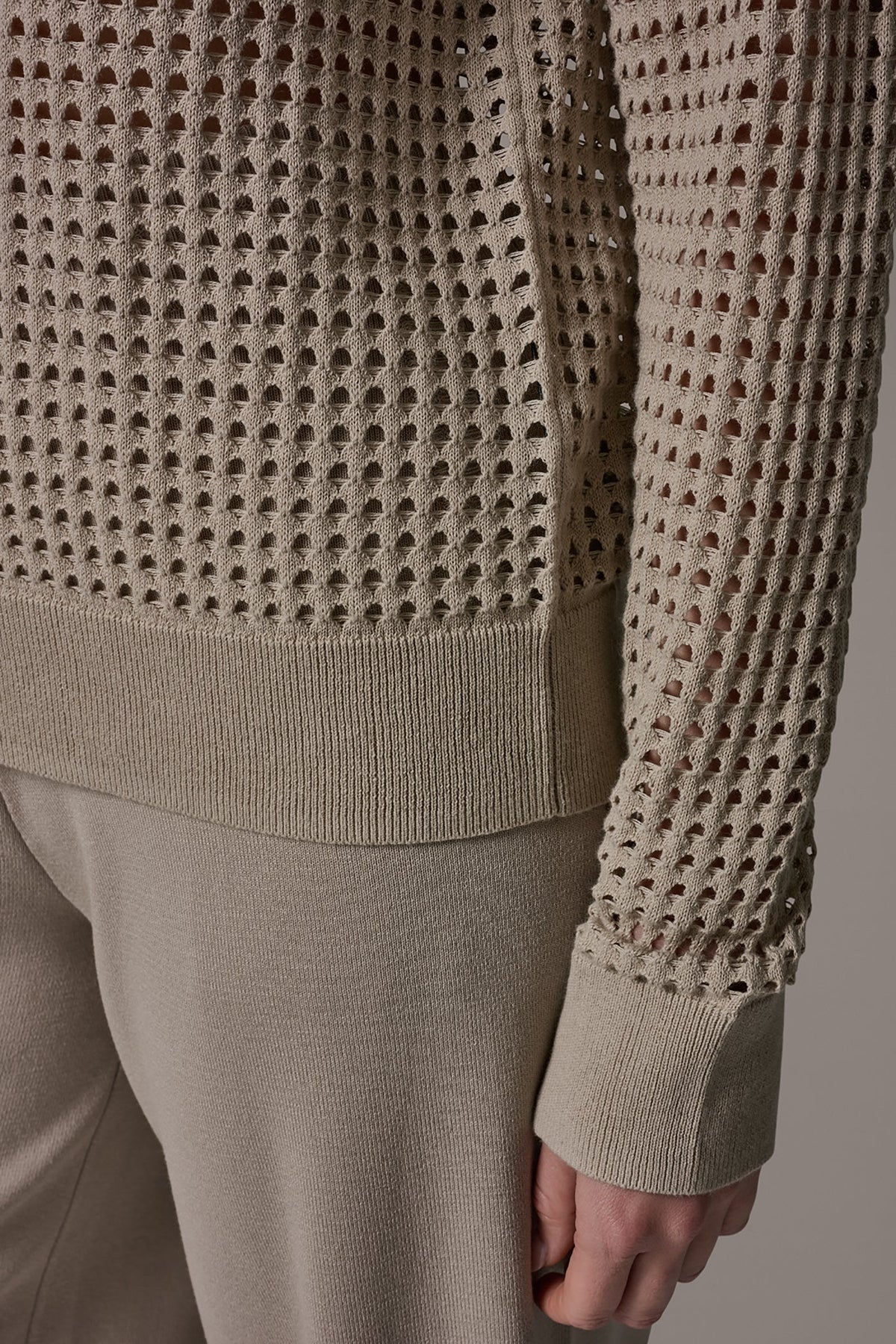 LONG SLEEVE POINTELLE SWEATER - Sandstone