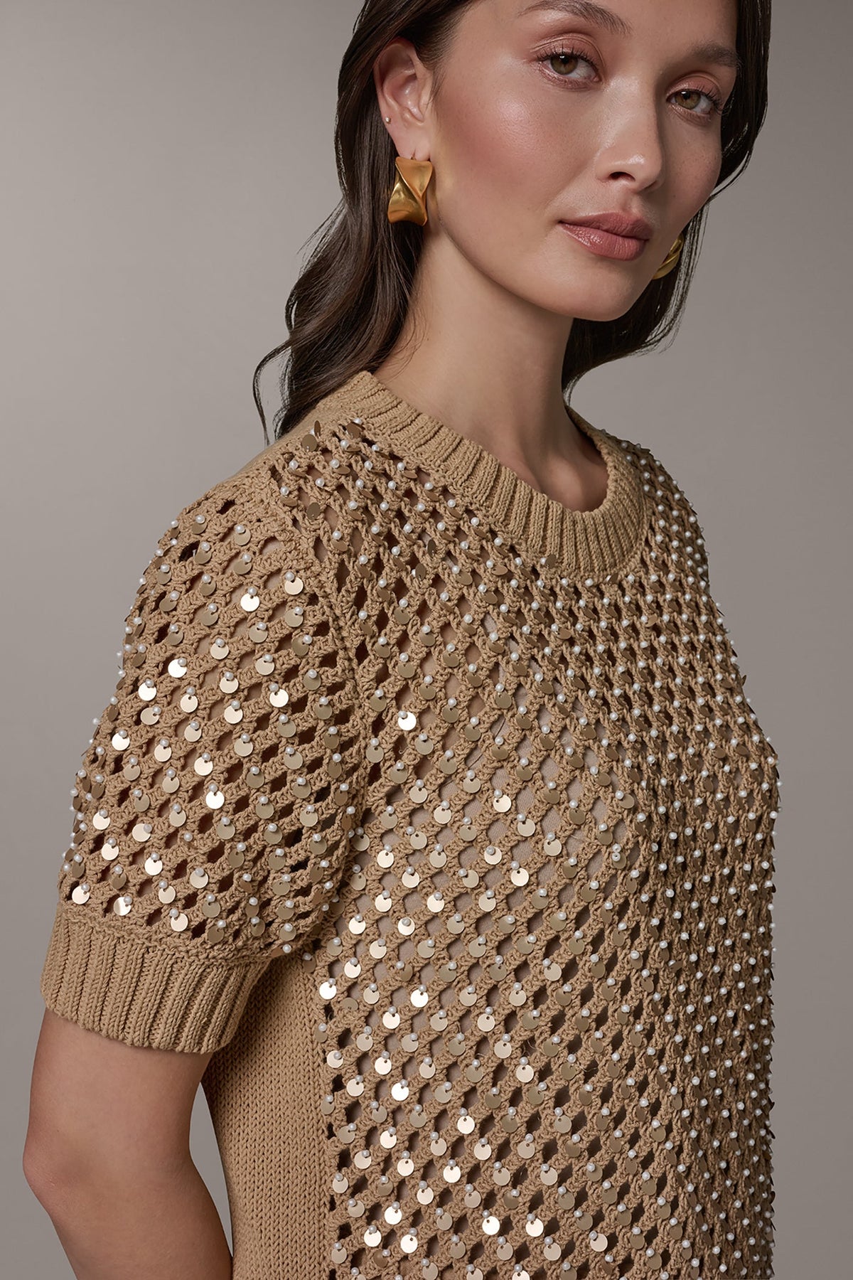 SHORT SLEEVE PEARL SEQUIN SWEATER - Fawn